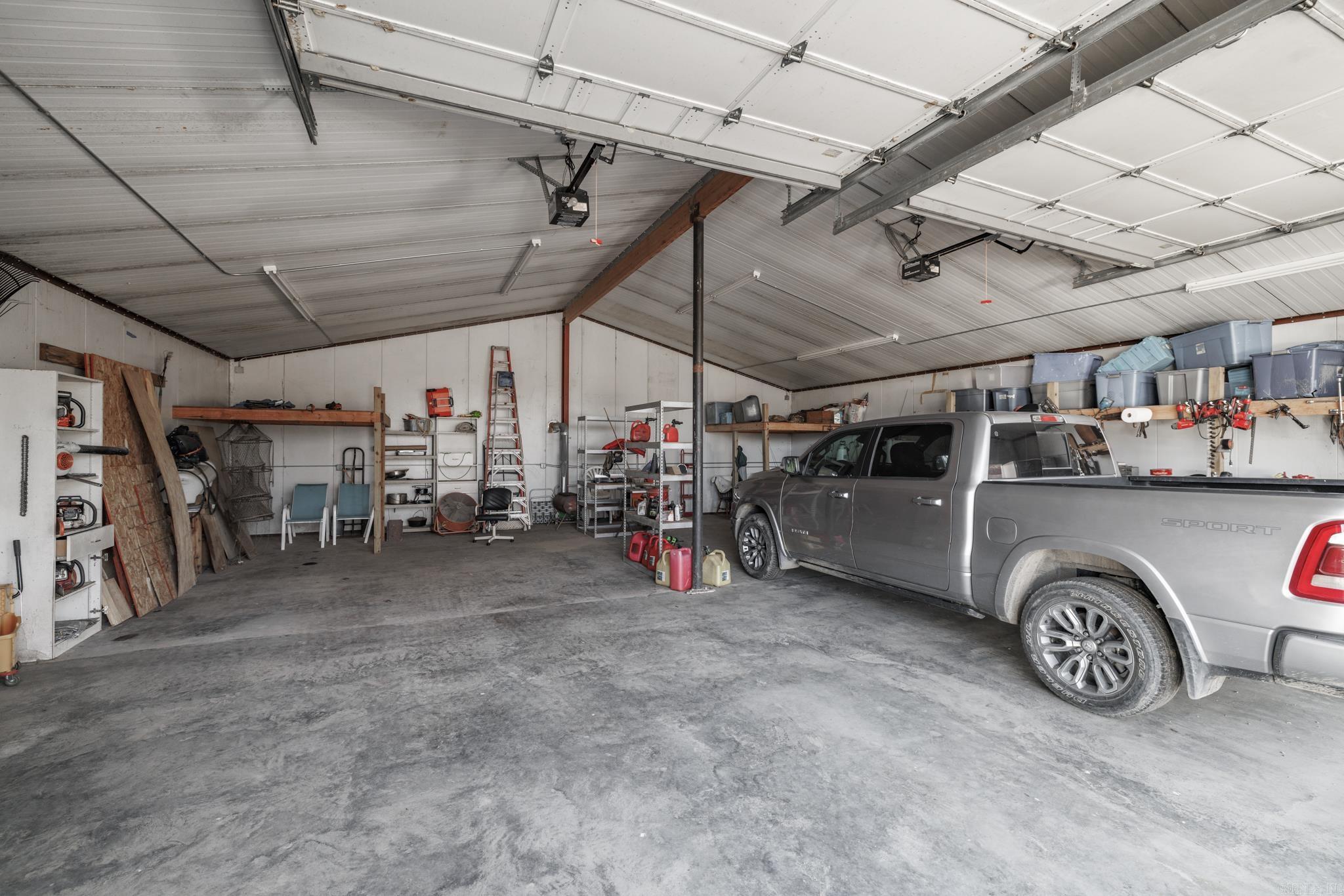 100 Lake  Donaldson, AR