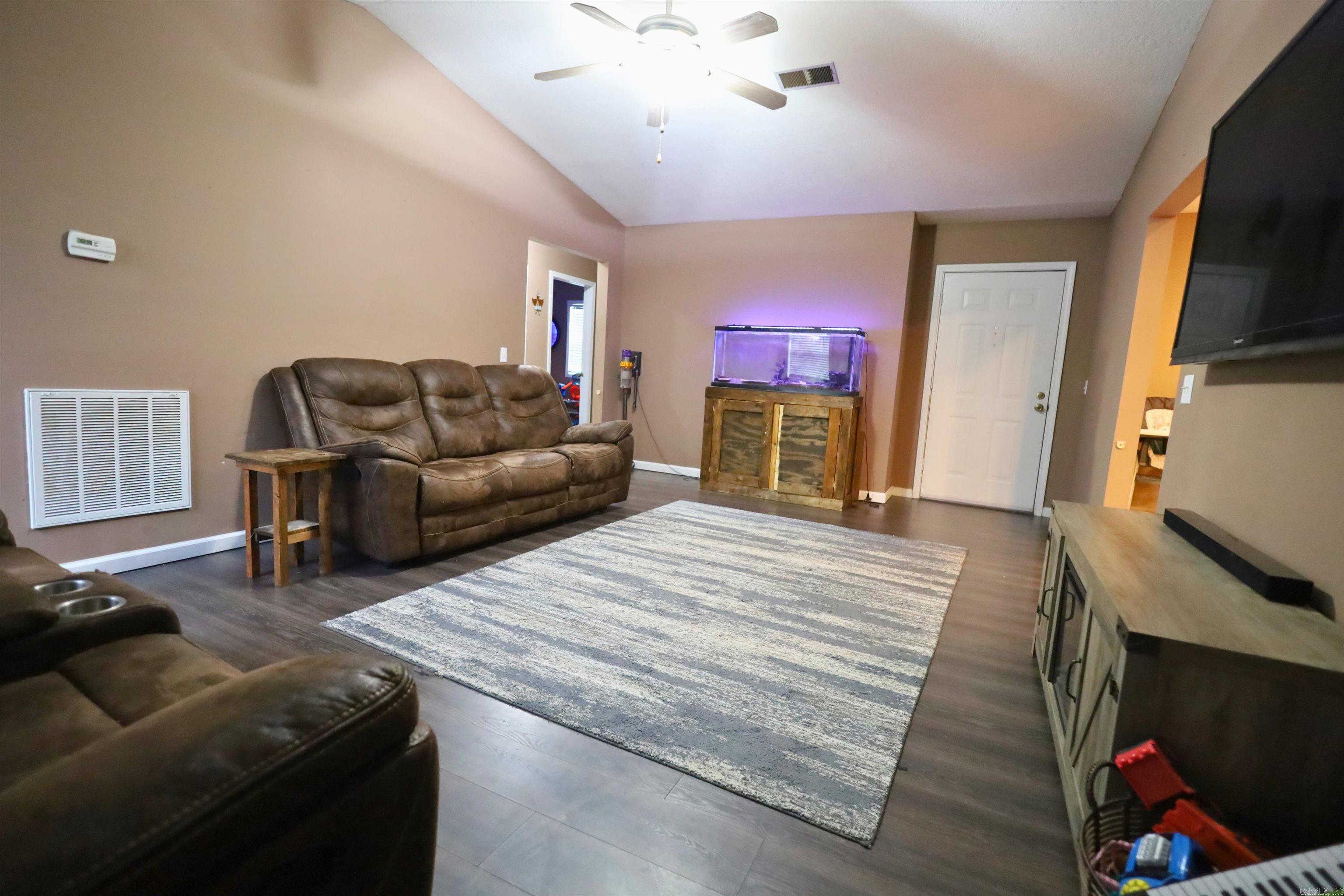 2903 Clifft  Paragould, AR