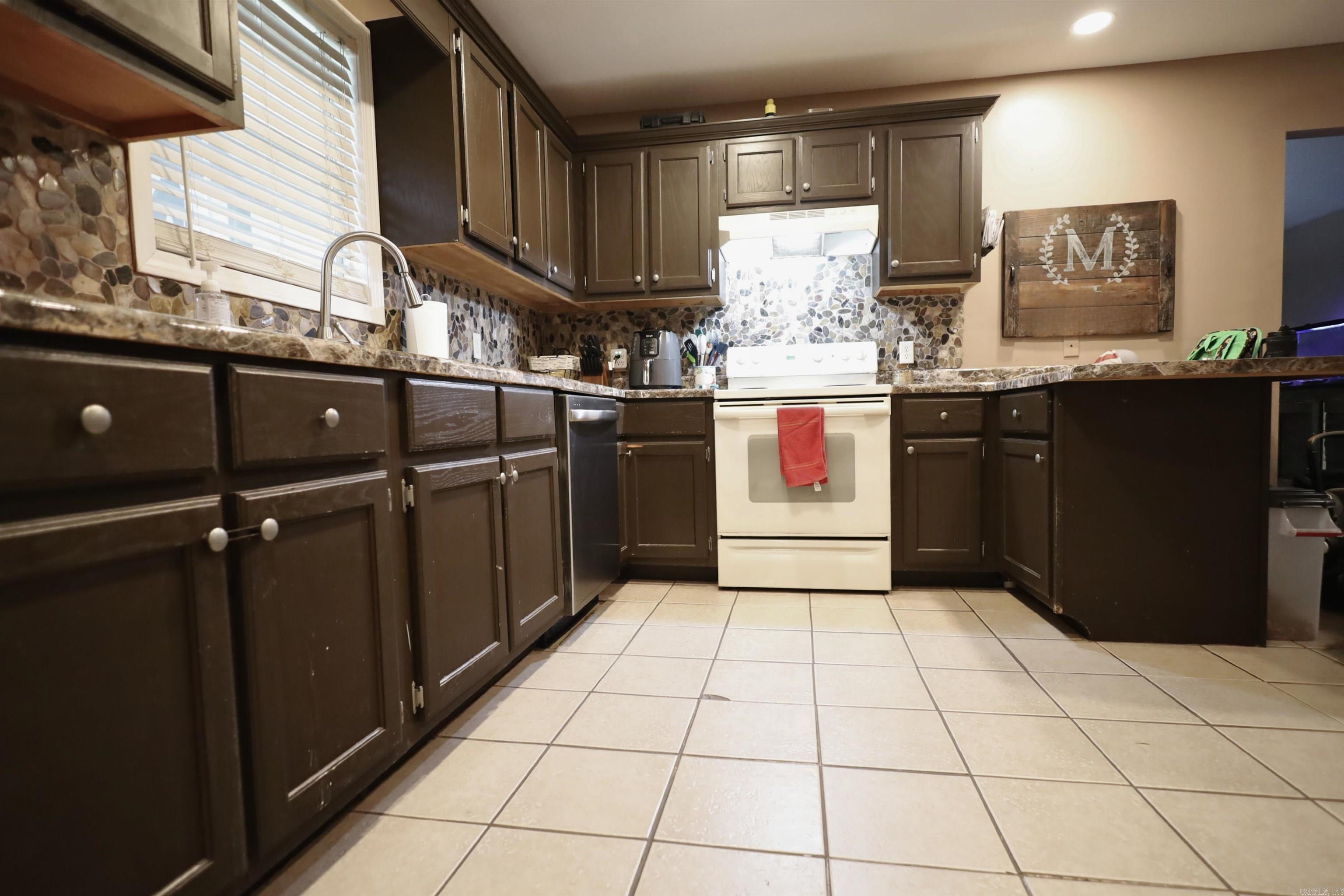 2903 Clifft  Paragould, AR