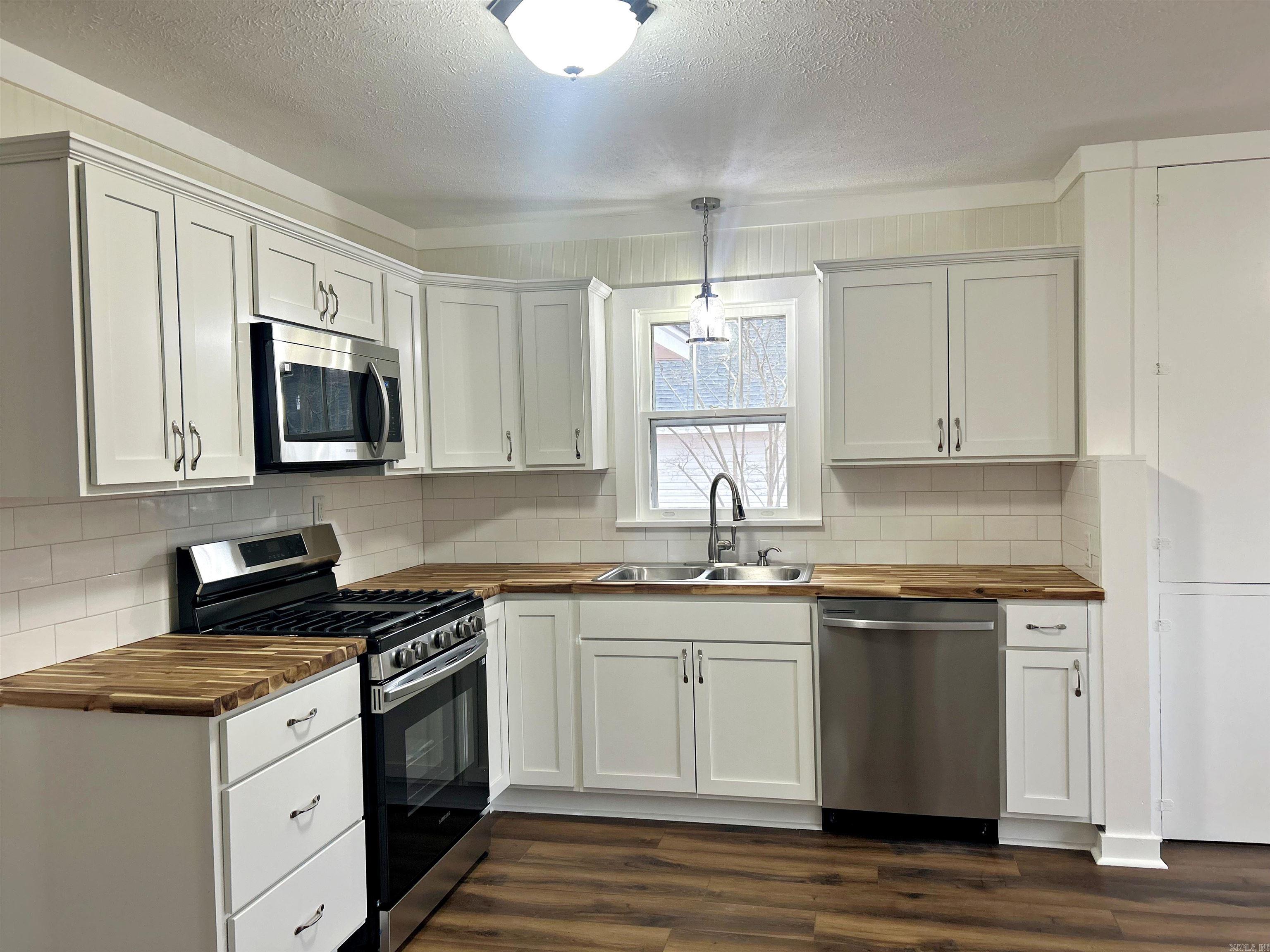 2119 Sulton Street Malvern, AR 72104