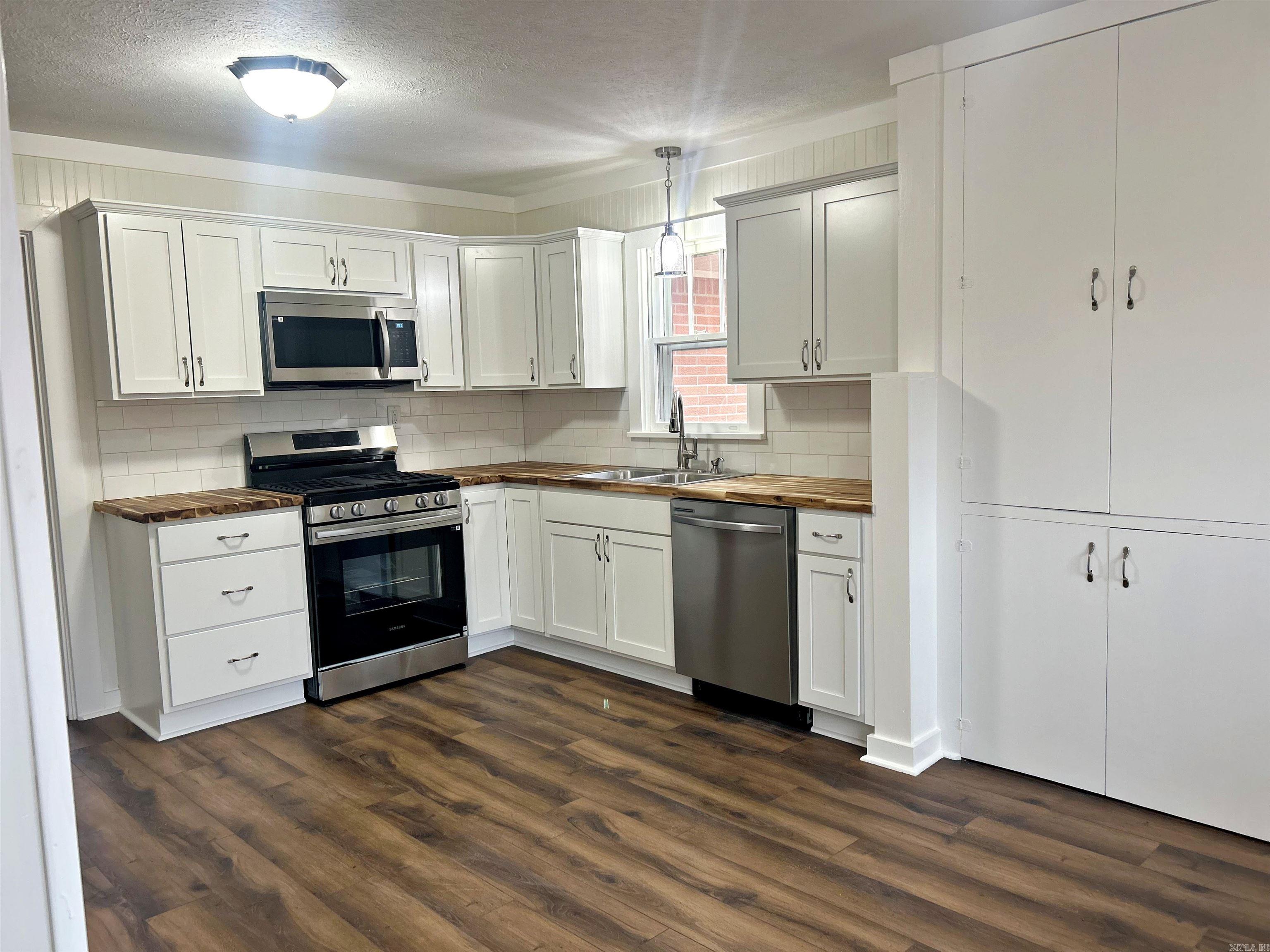 2119 Sulton Street Malvern, AR 72104