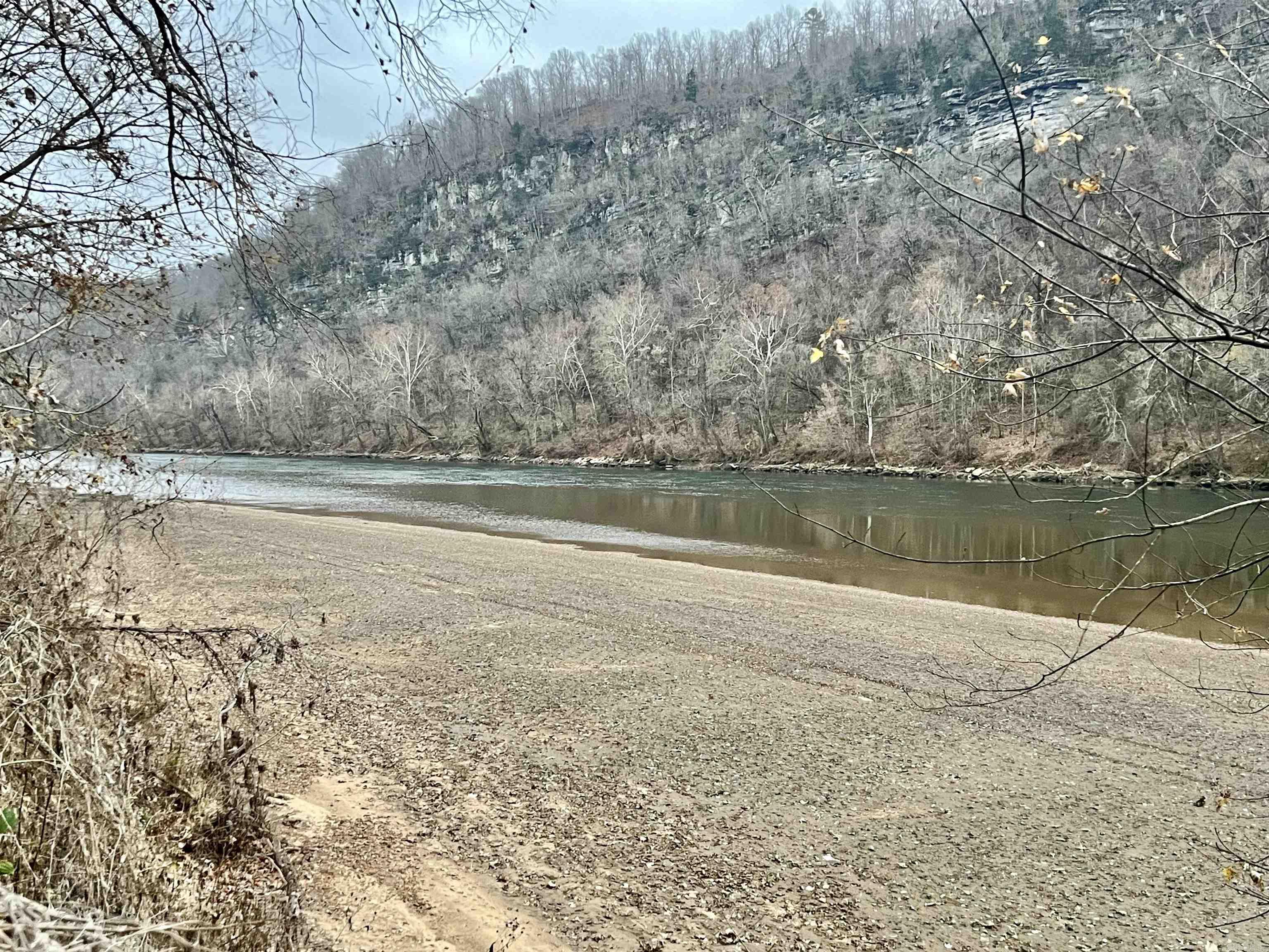 00 South Riverview  Mountain View, AR