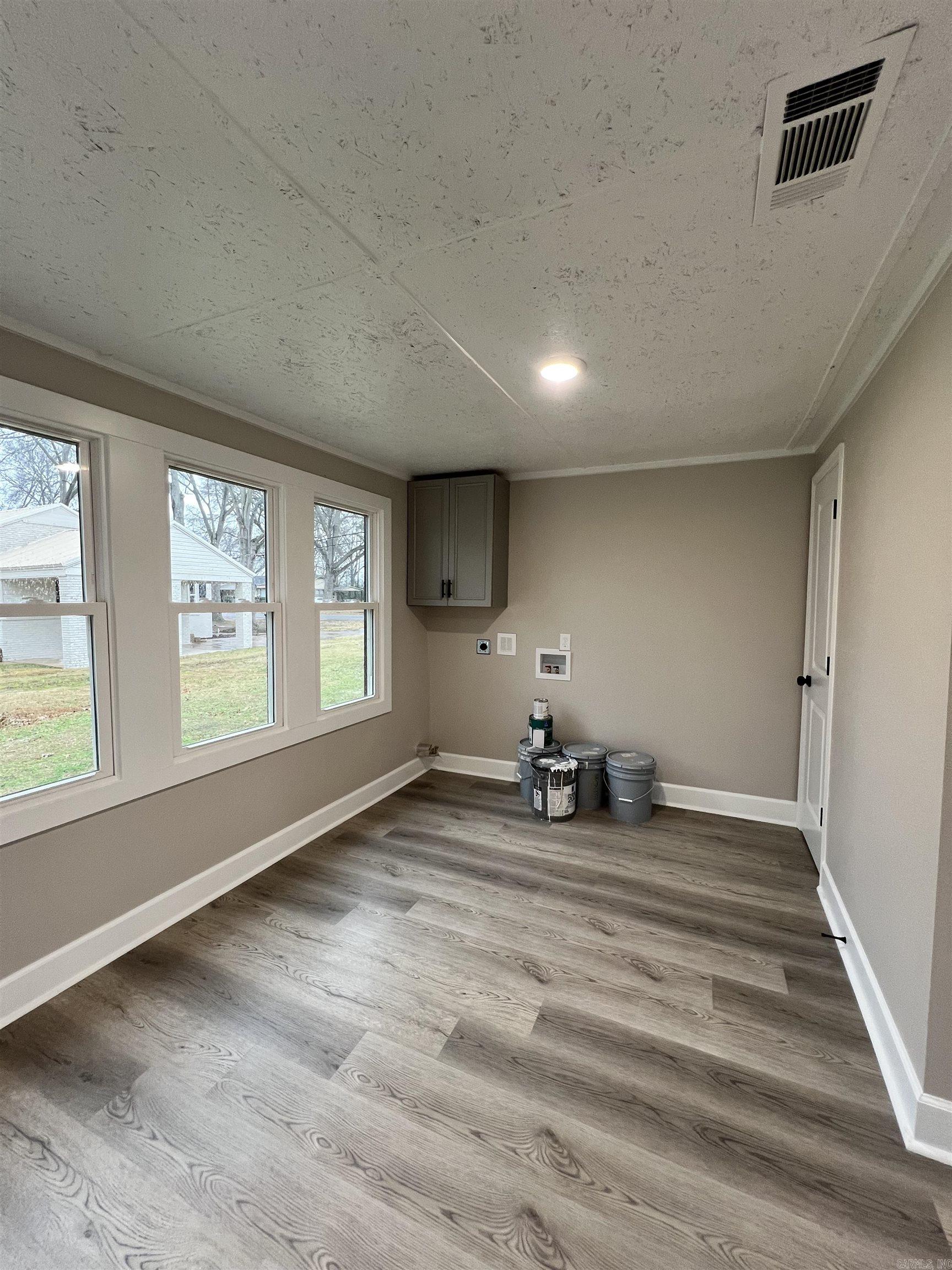 301 N Main  Bald Knob, AR