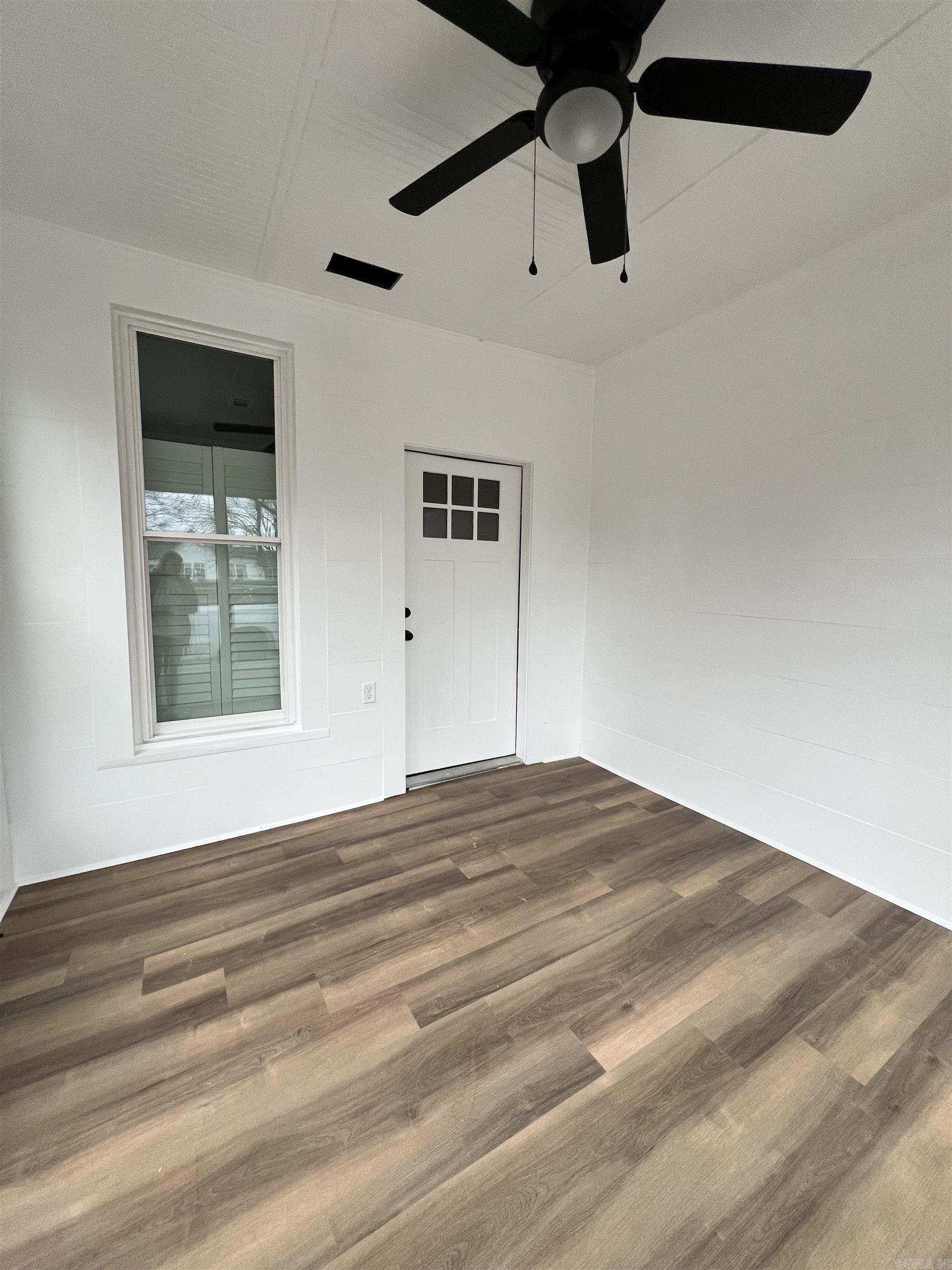 301 N Main  Bald Knob, AR