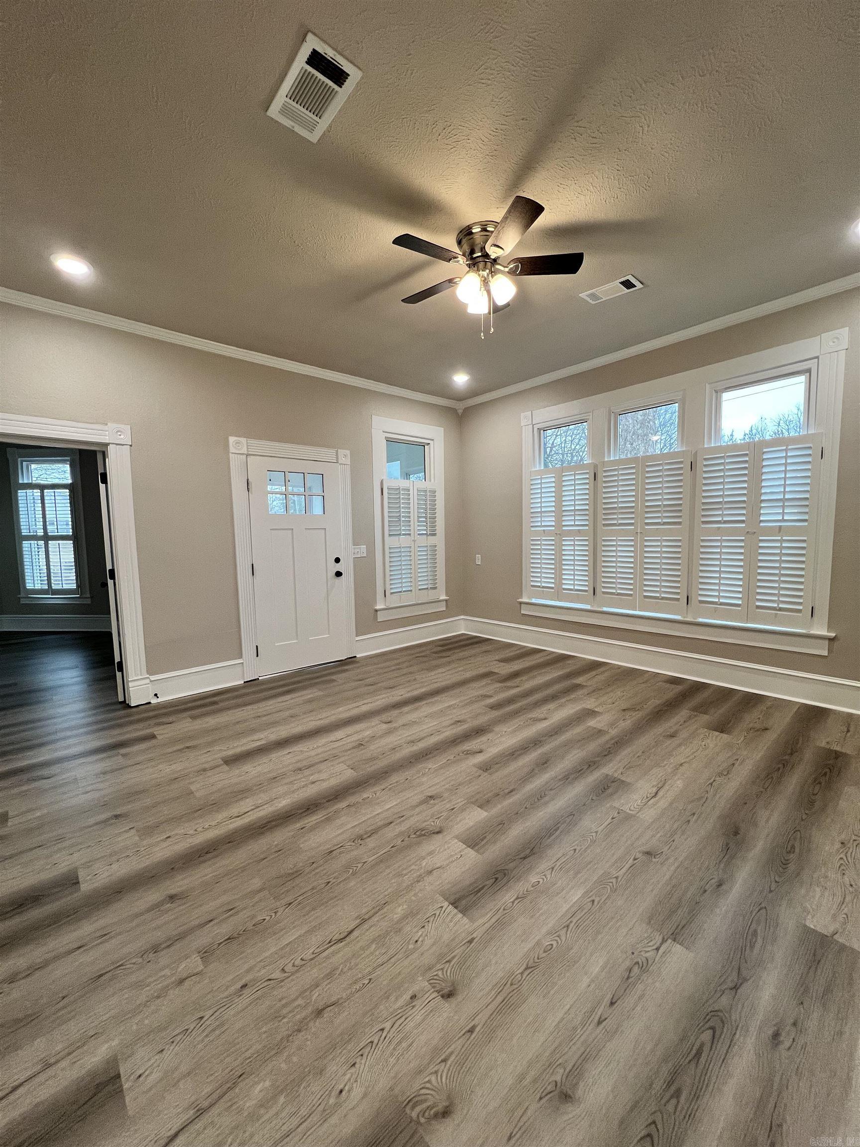 301 N Main  Bald Knob, AR