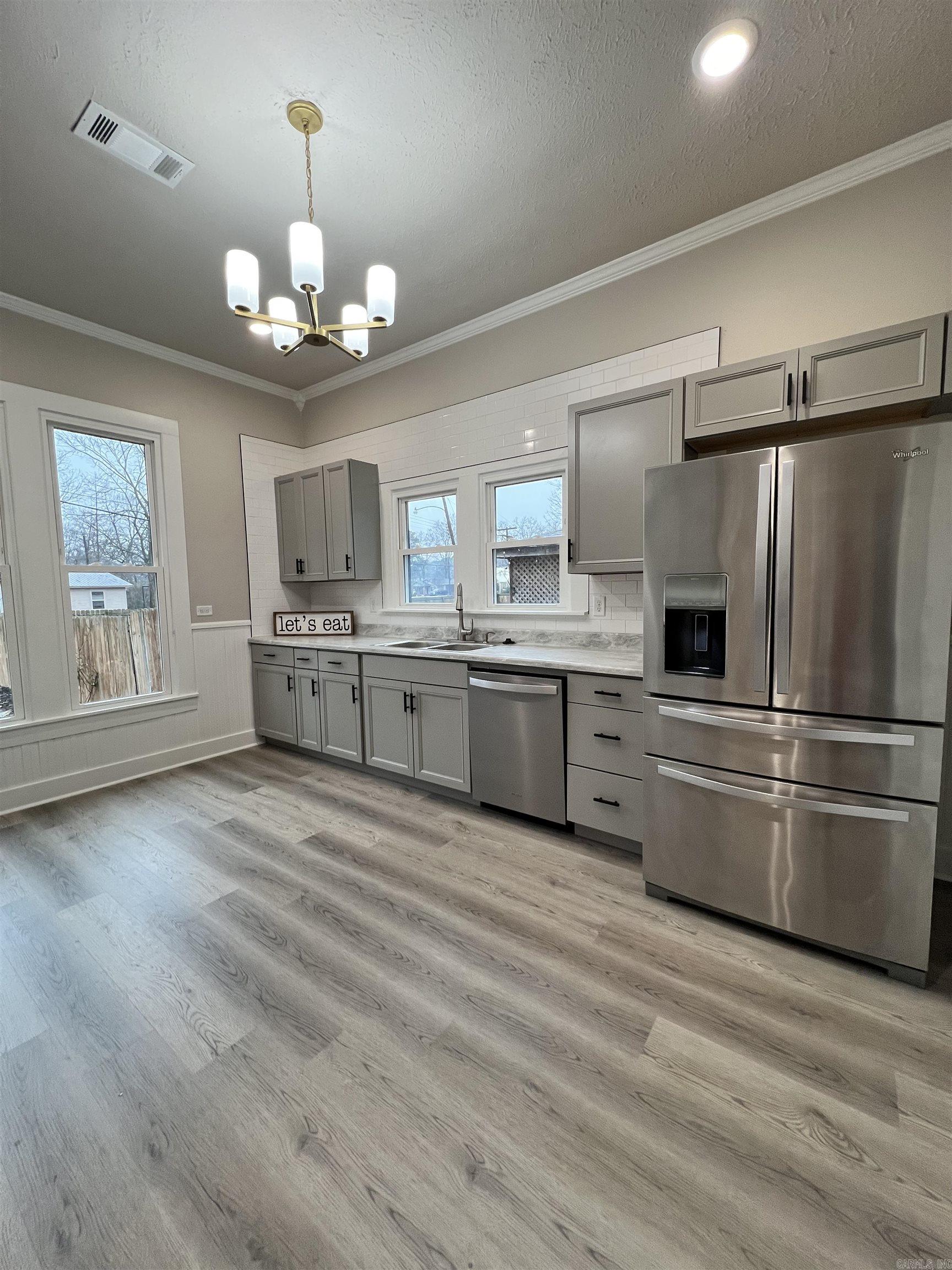 301 N Main  Bald Knob, AR