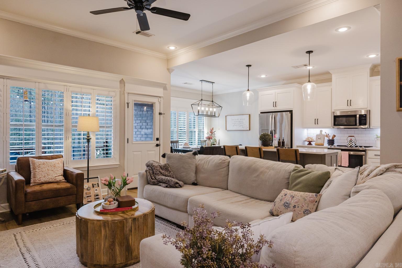 18556 Parkway Pines  Bauxite, AR