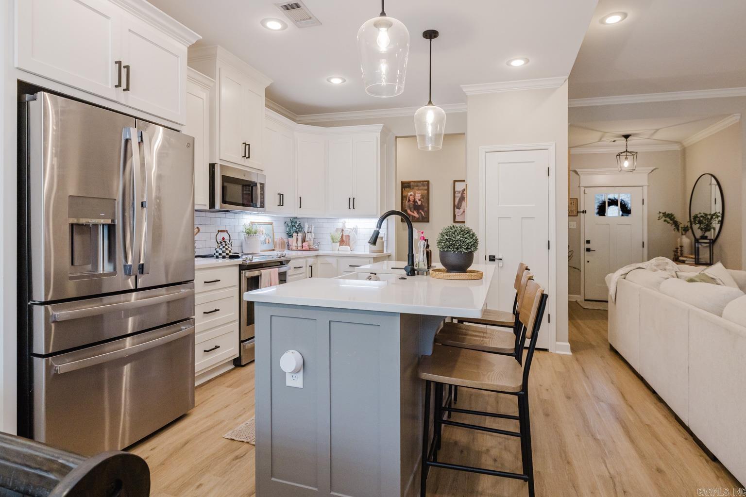 18556 Parkway Pines  Bauxite, AR