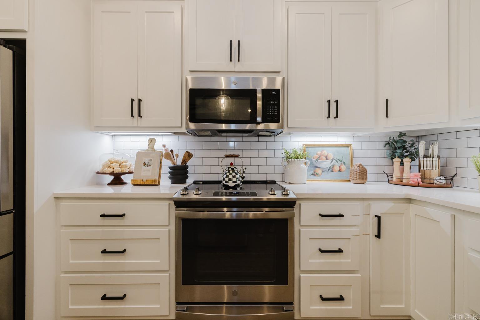 18556 Parkway Pines  Bauxite, AR