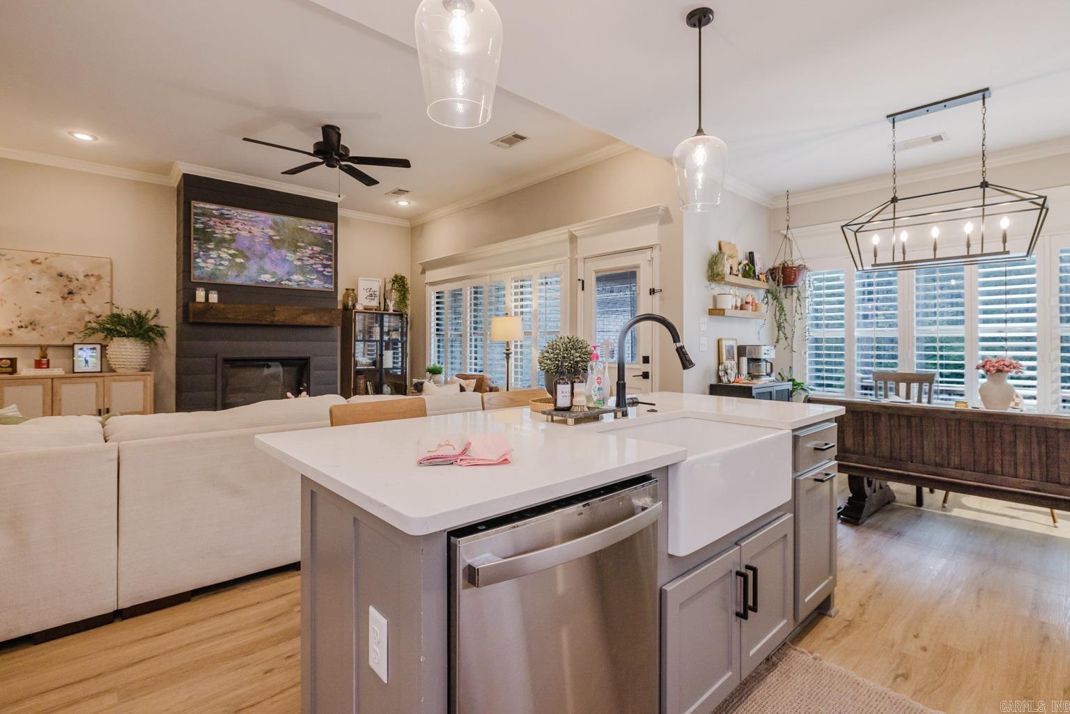 18556 Parkway Pines  Bauxite, AR