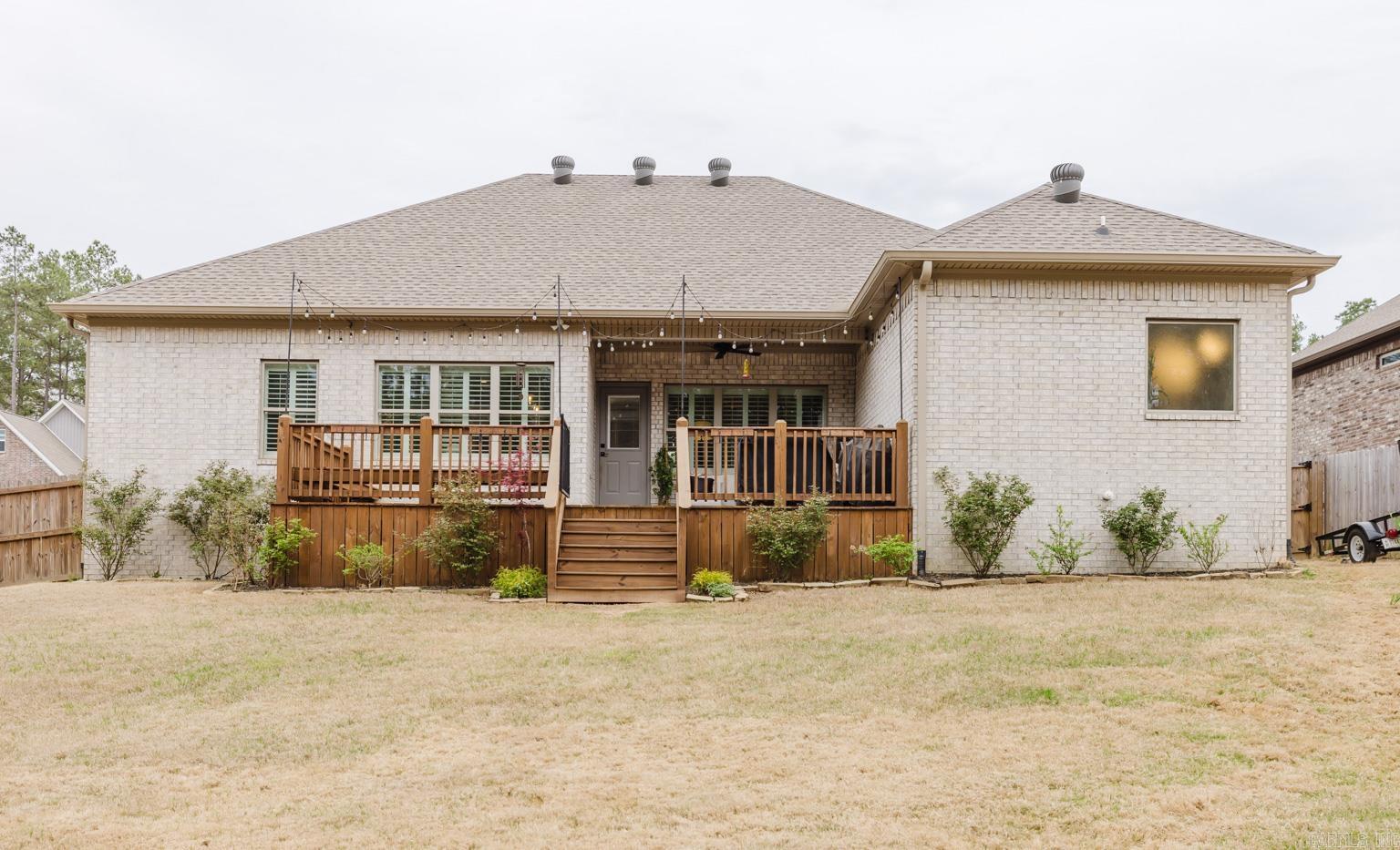 18556 Parkway Pines  Bauxite, AR