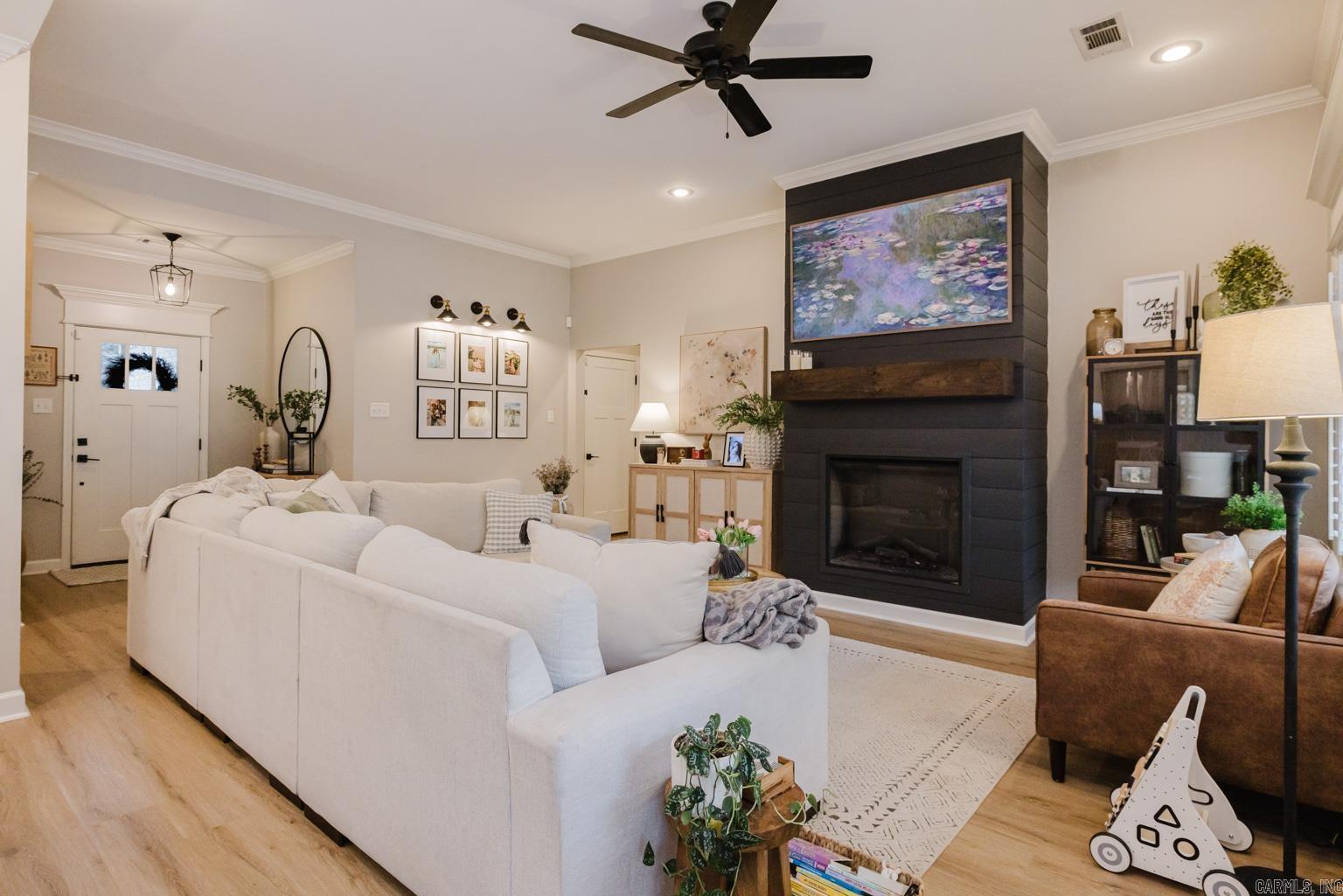 18556 Parkway Pines  Bauxite, AR