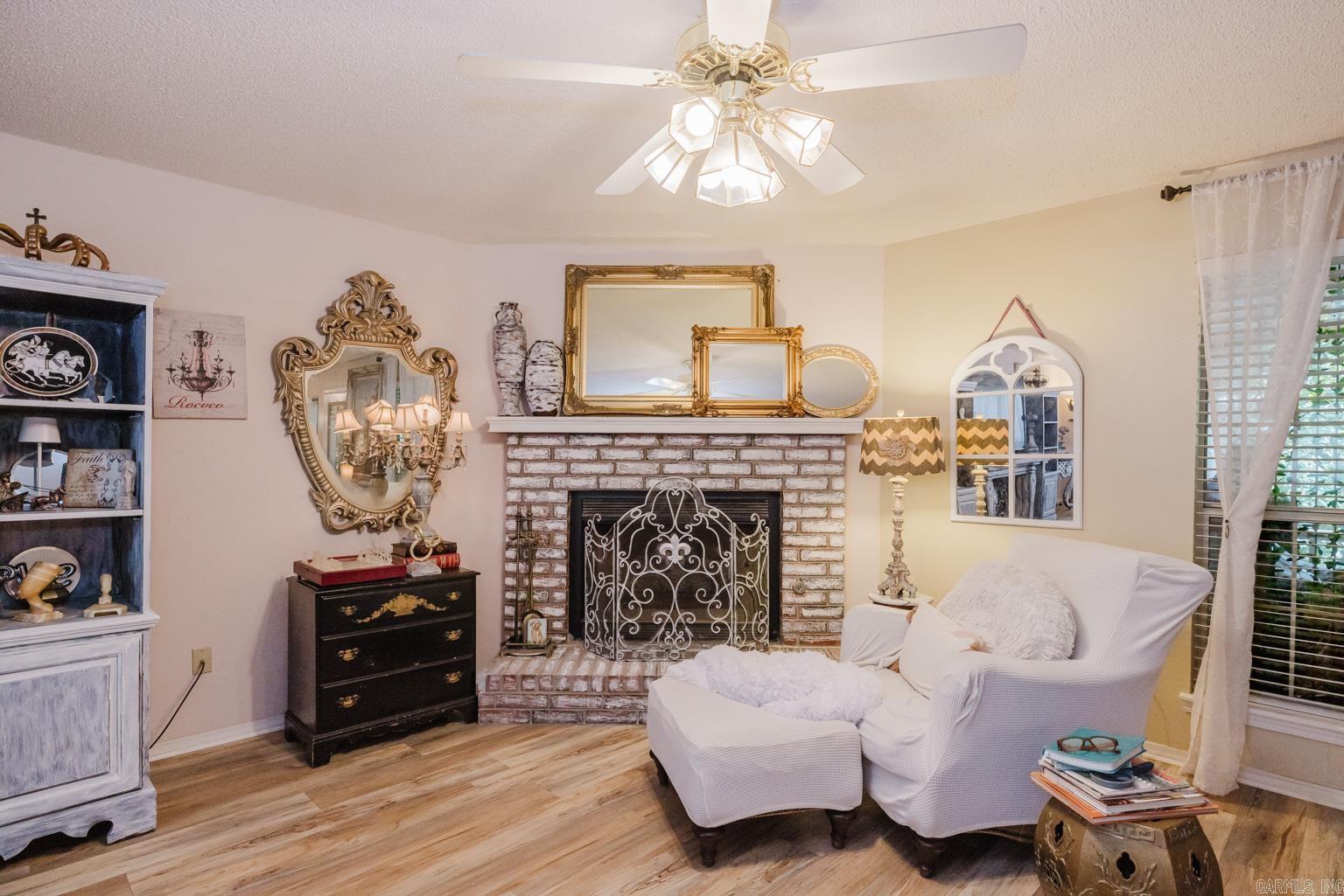 1307 River Oaks  Benton, AR