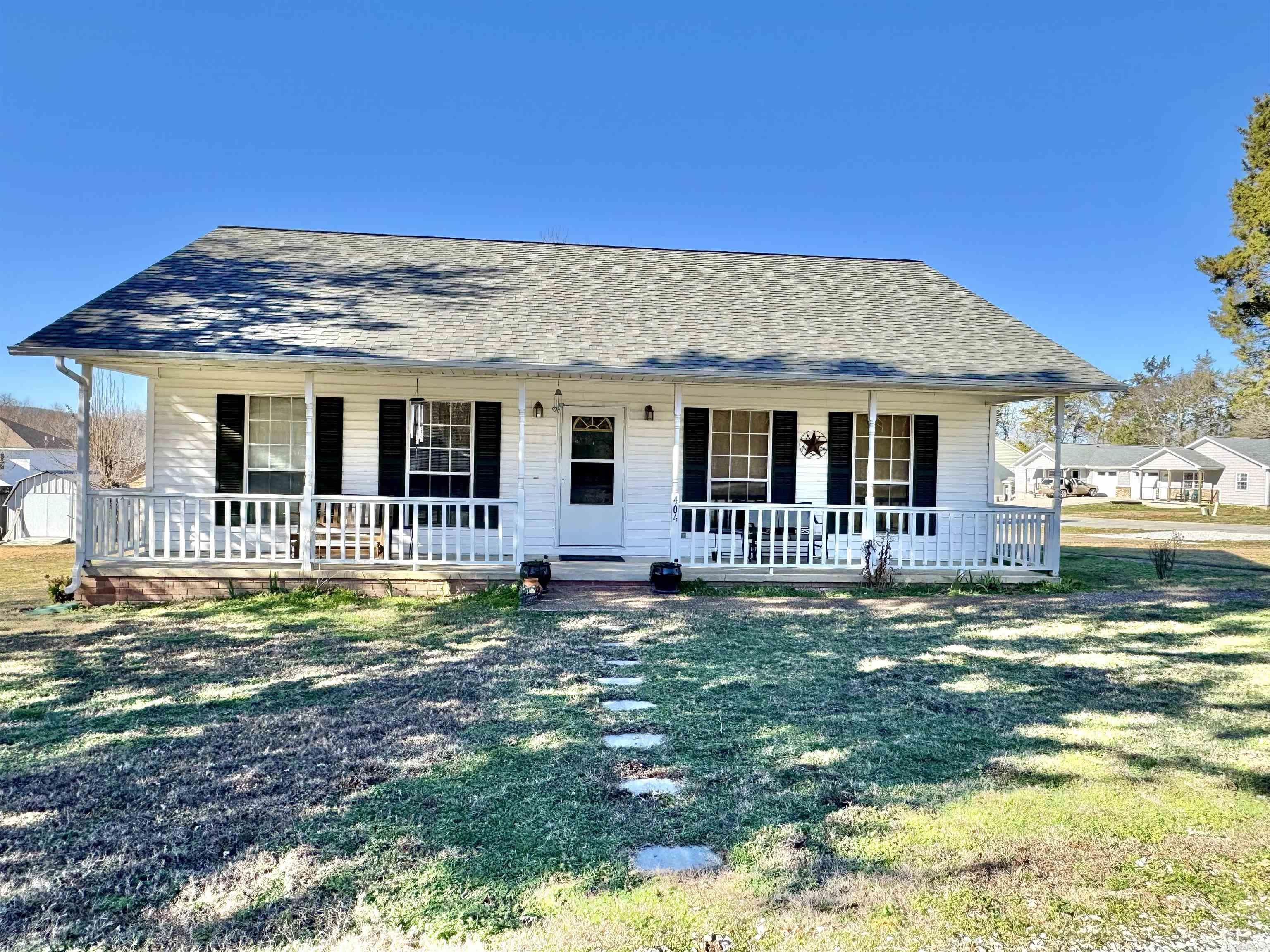 404 Massey Ave.  Mountain View, AR