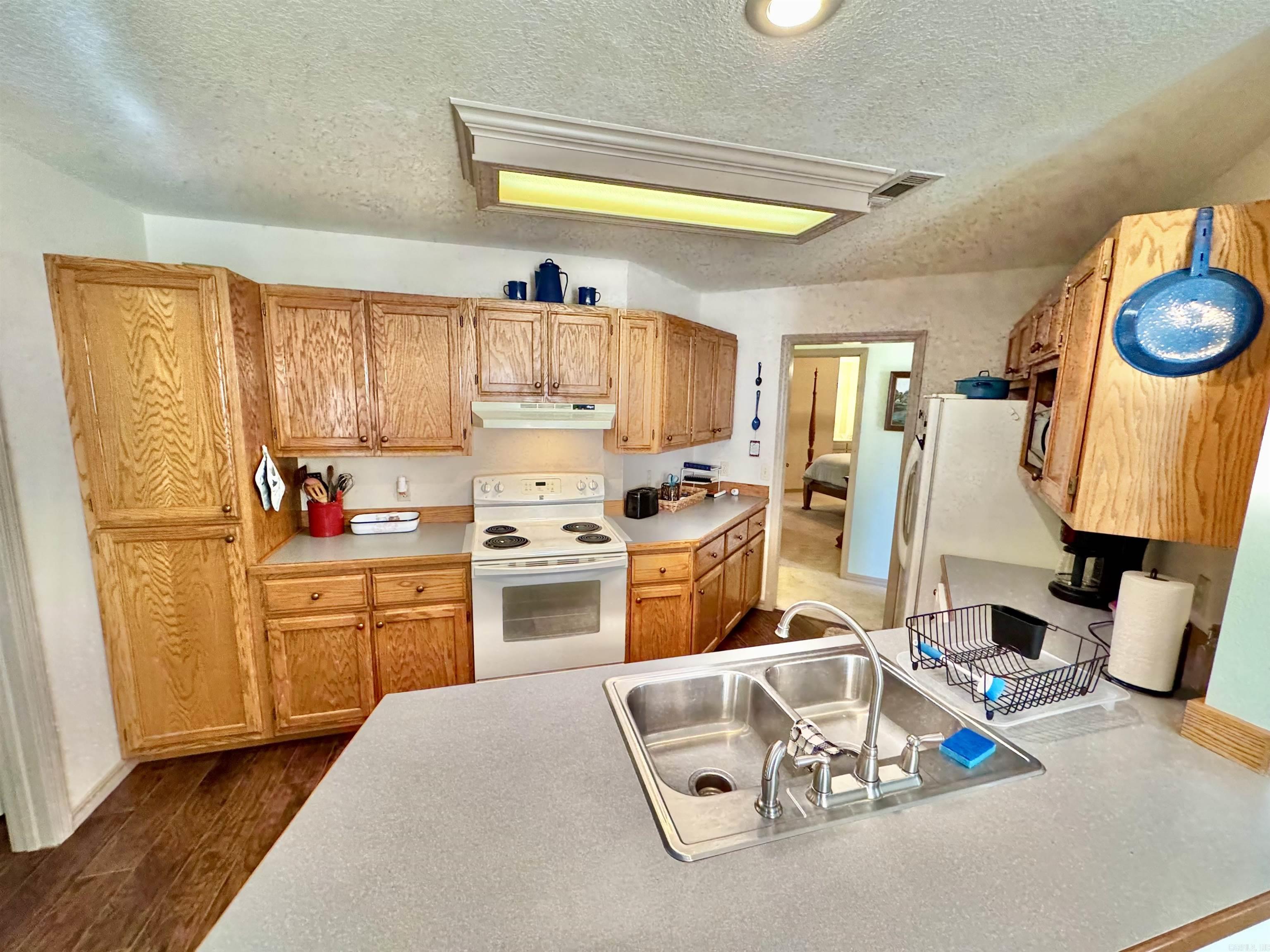 404 Massey Ave.  Mountain View, AR