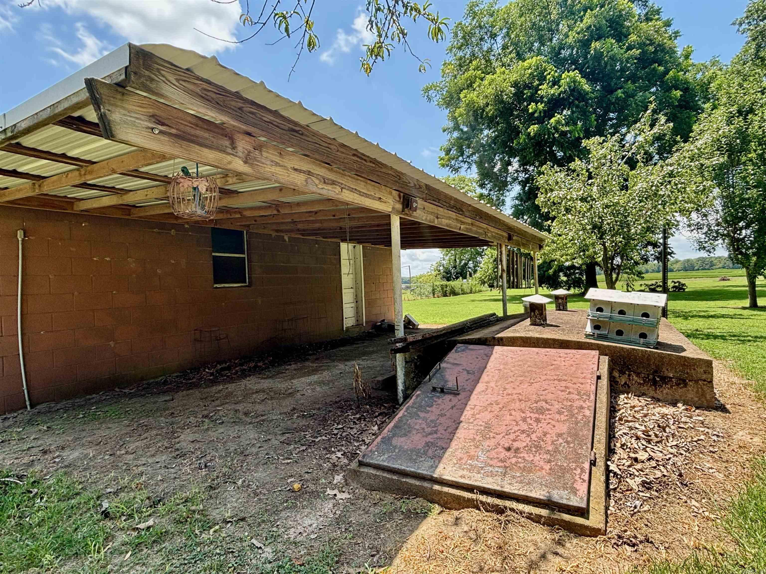 202 S Free St  Portia, AR