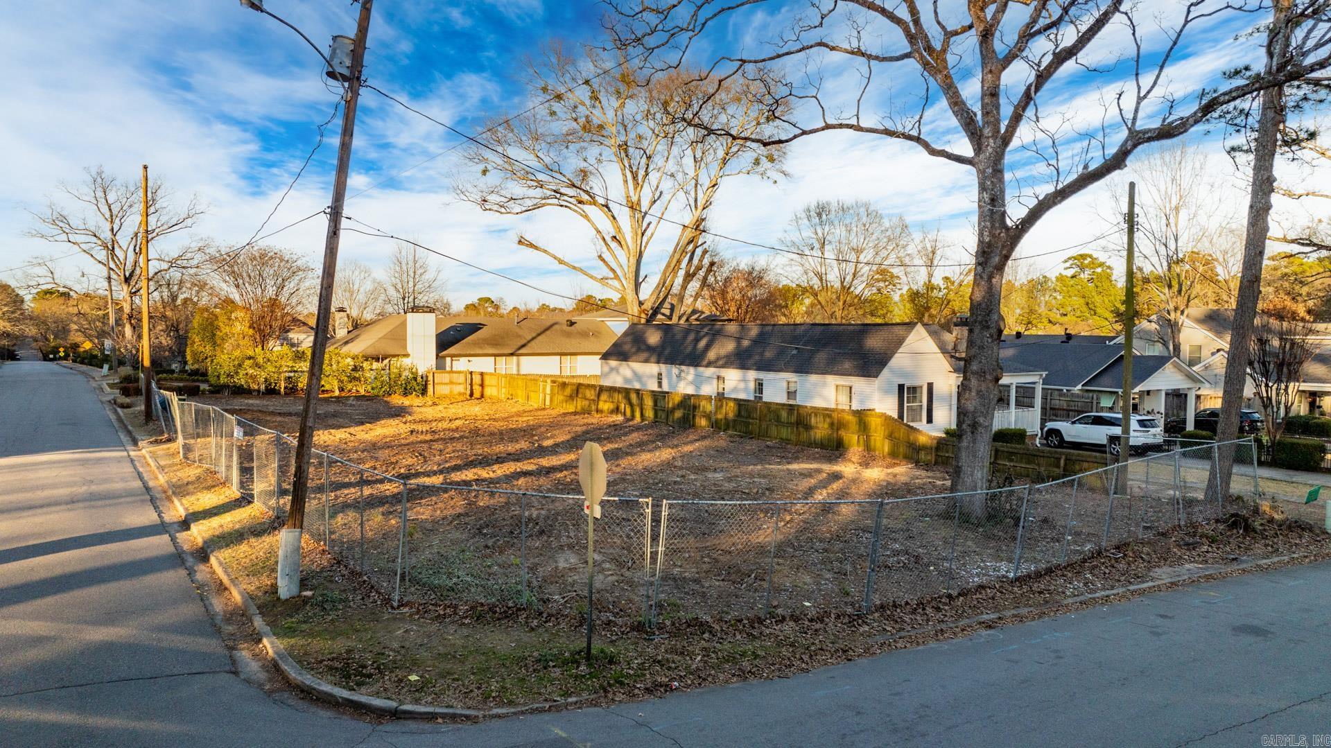 5520 Hawthorne  Little Rock, AR