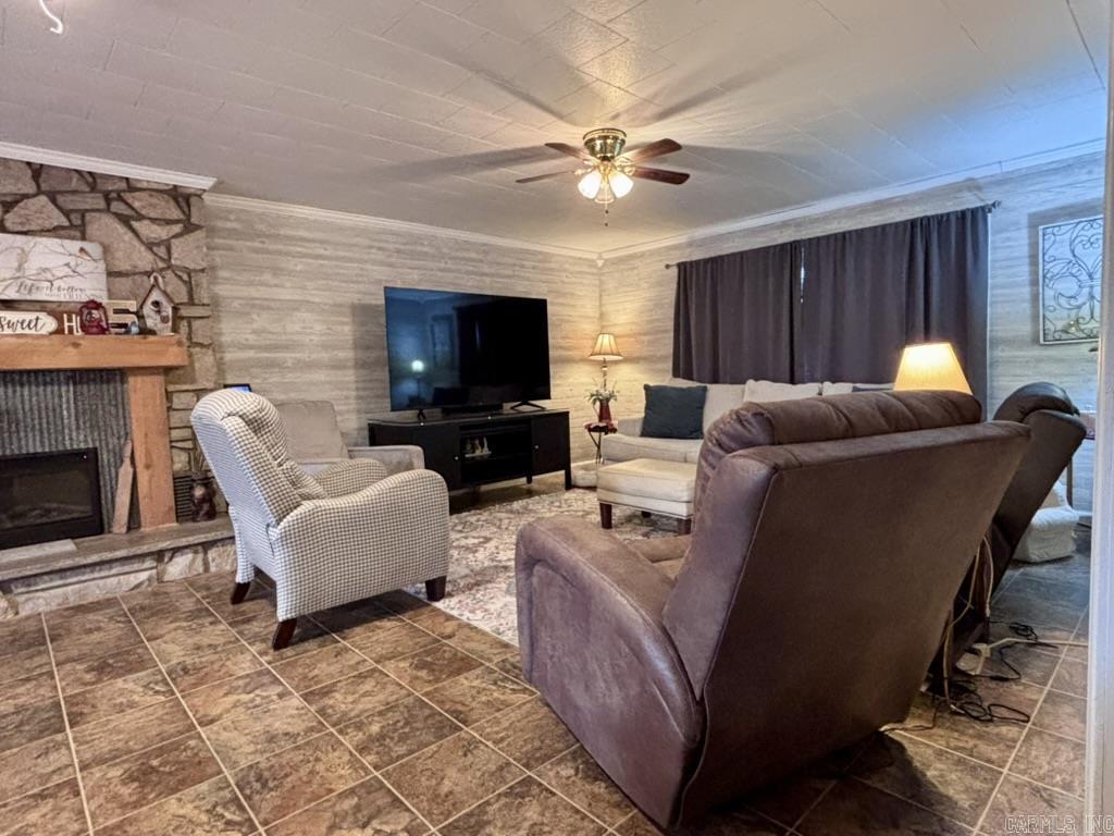 9982 Highway 62  Imboden, AR