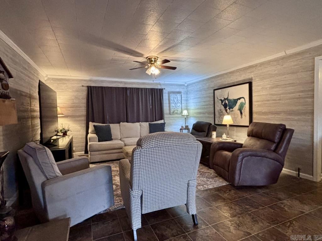 9982 Highway 62  Imboden, AR