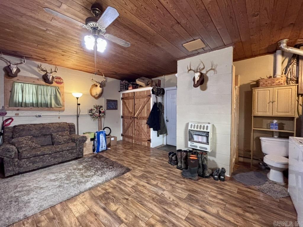 9982 Highway 62 Imboden, AR 72434