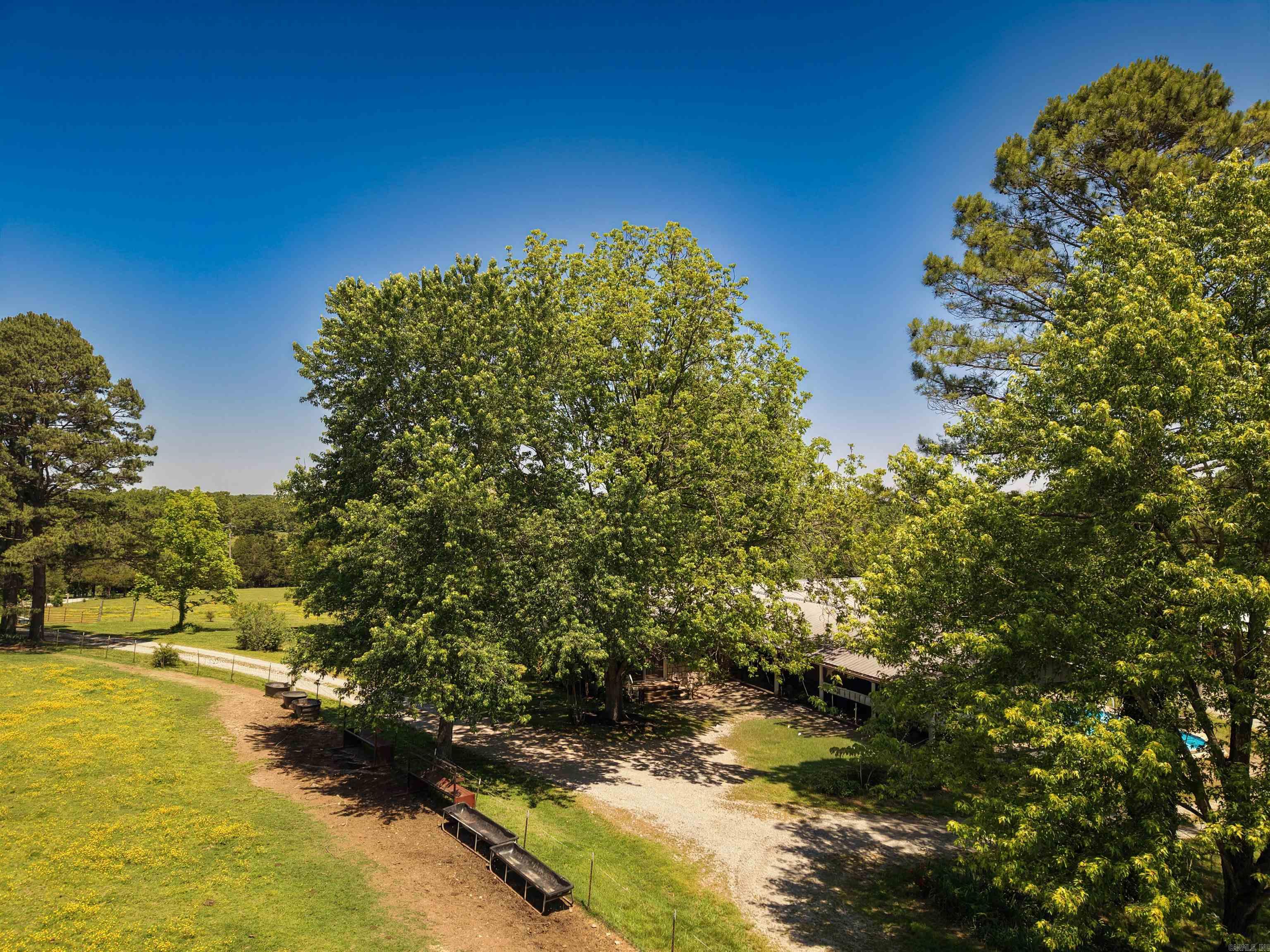9982 Highway 62  Imboden, AR