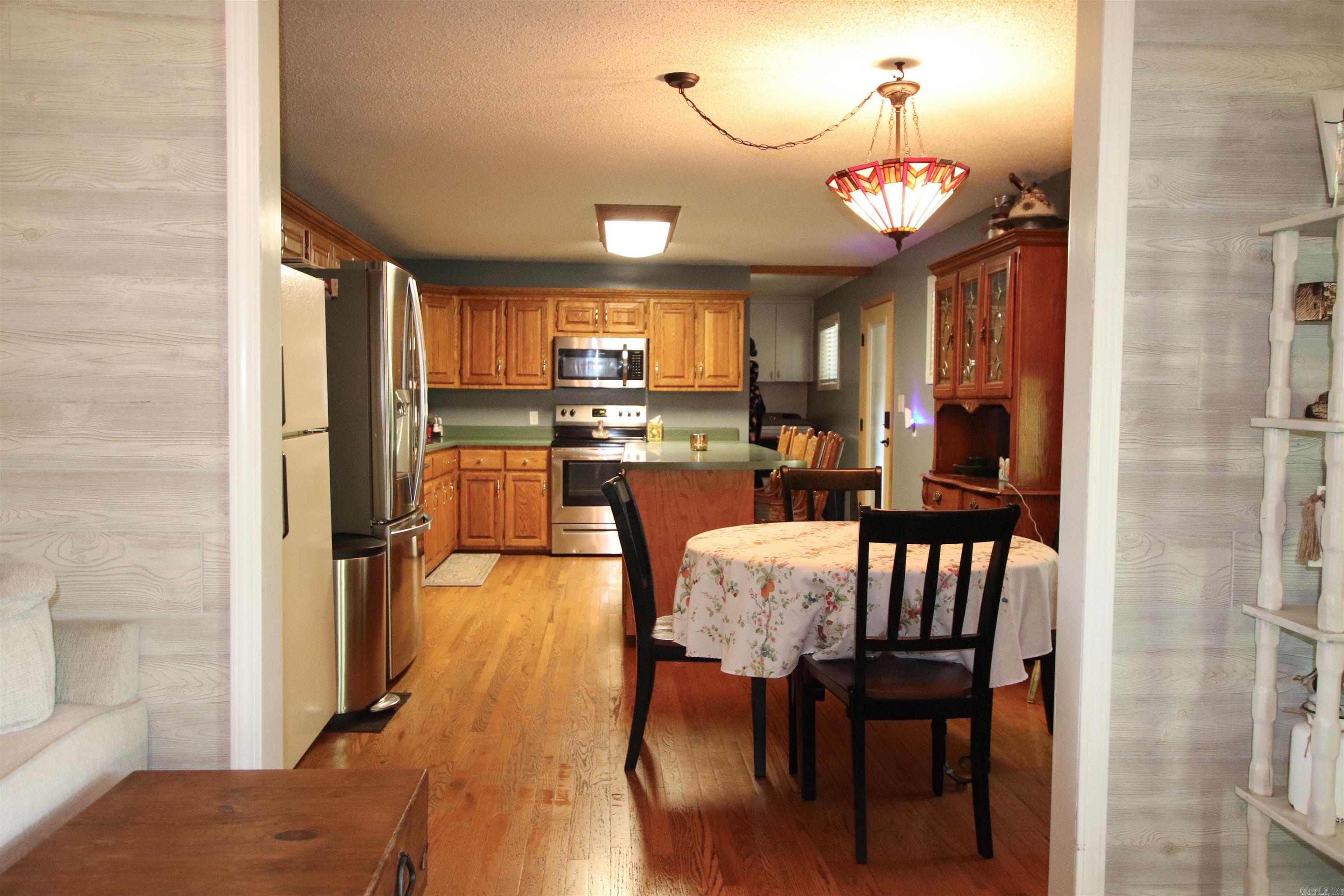 9982 Highway 62  Imboden, AR