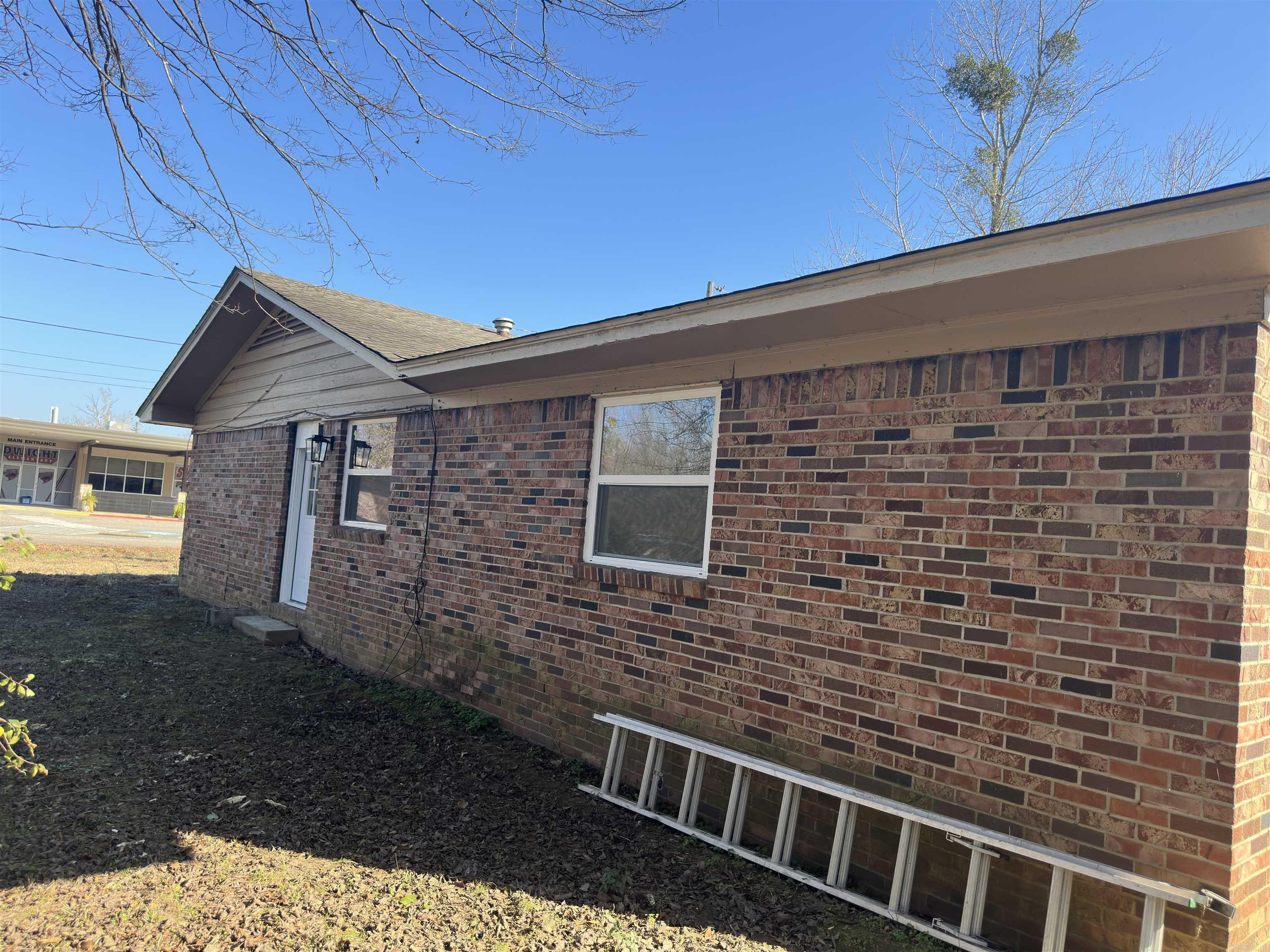 200 S Muskogee  Russellville, AR