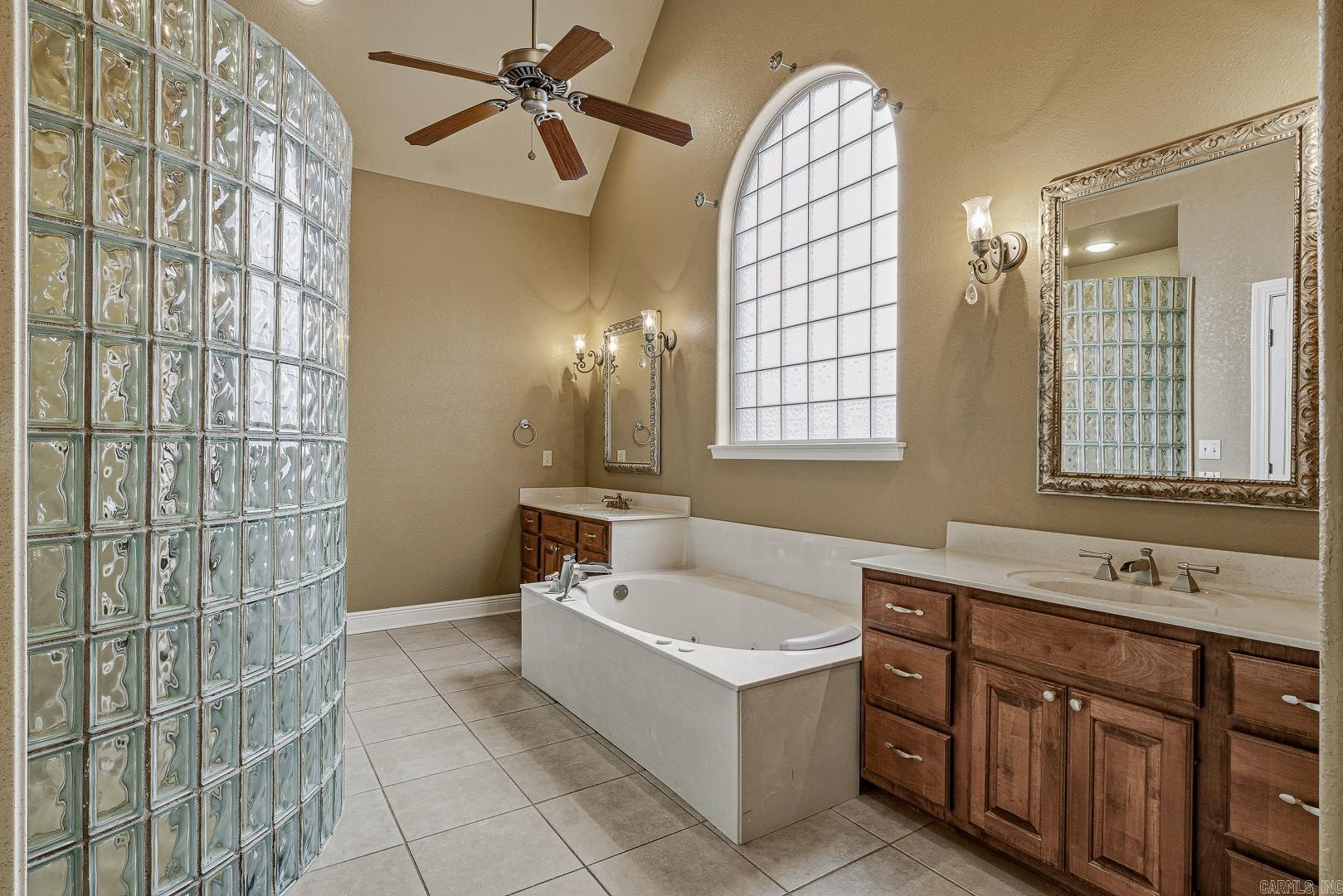 12 Victor  Paragould, AR