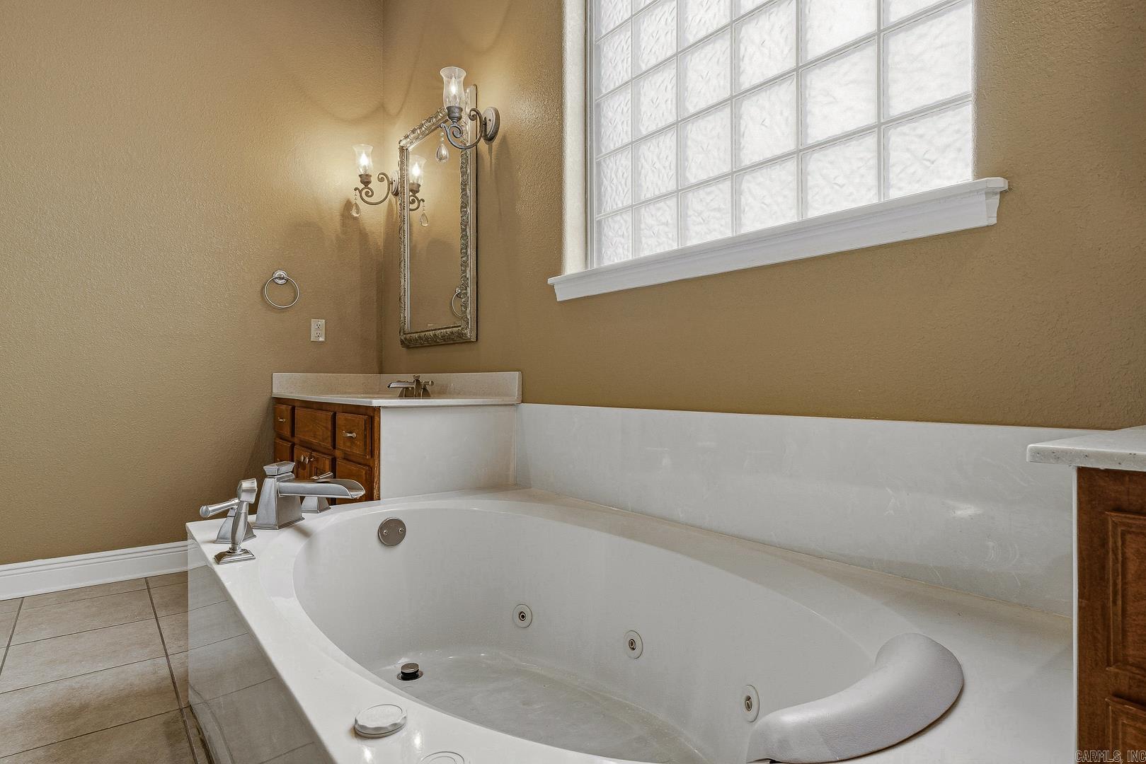 12 Victor  Paragould, AR