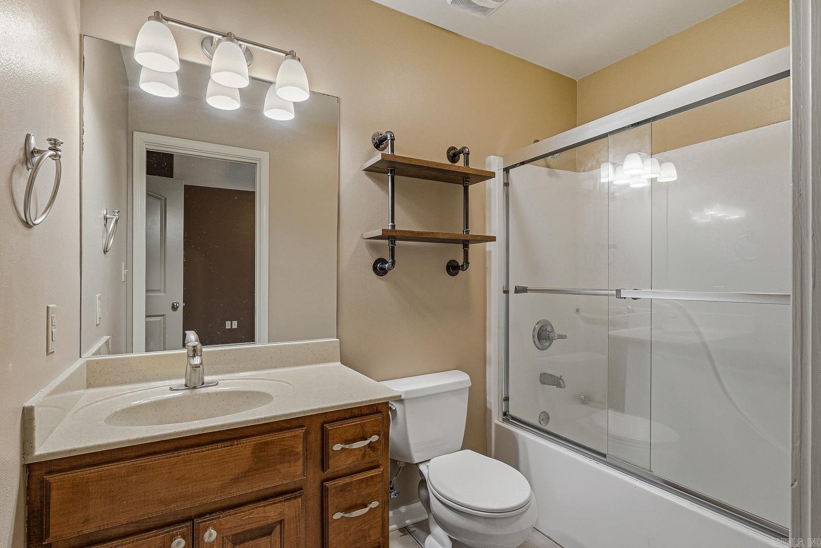 12 Victor  Paragould, AR