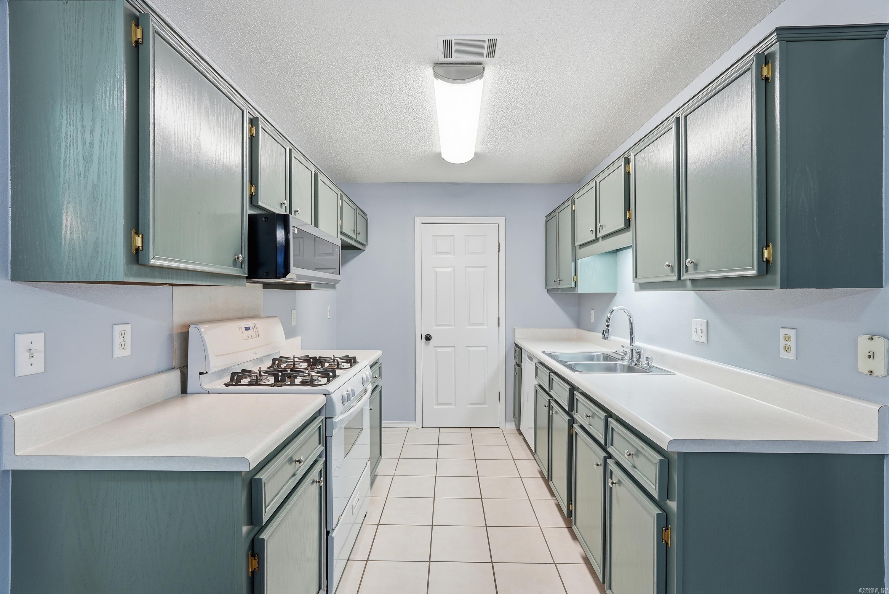 1201 Copper Creek  Benton, AR