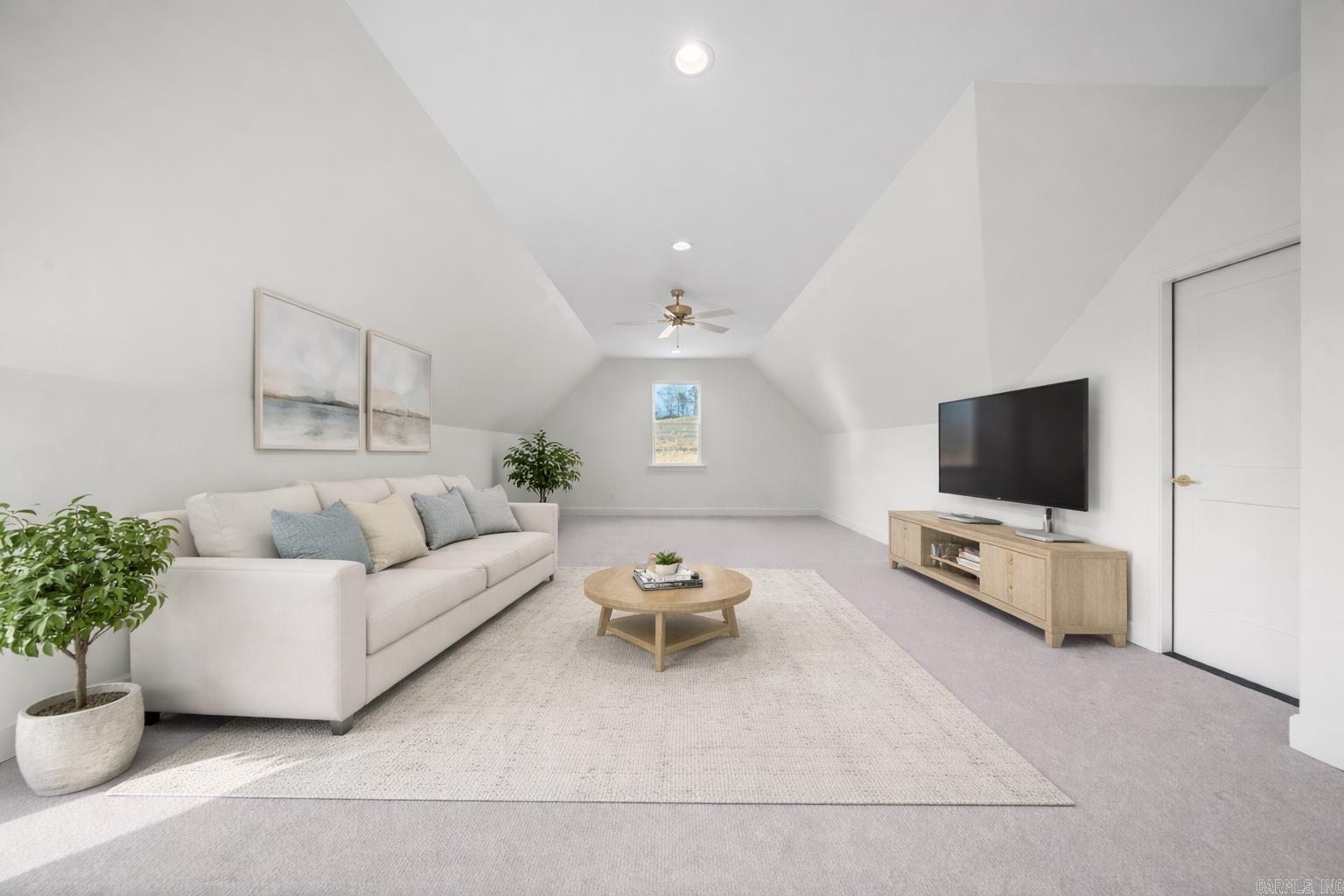 231 Post Point Hot Springs, AR 71913