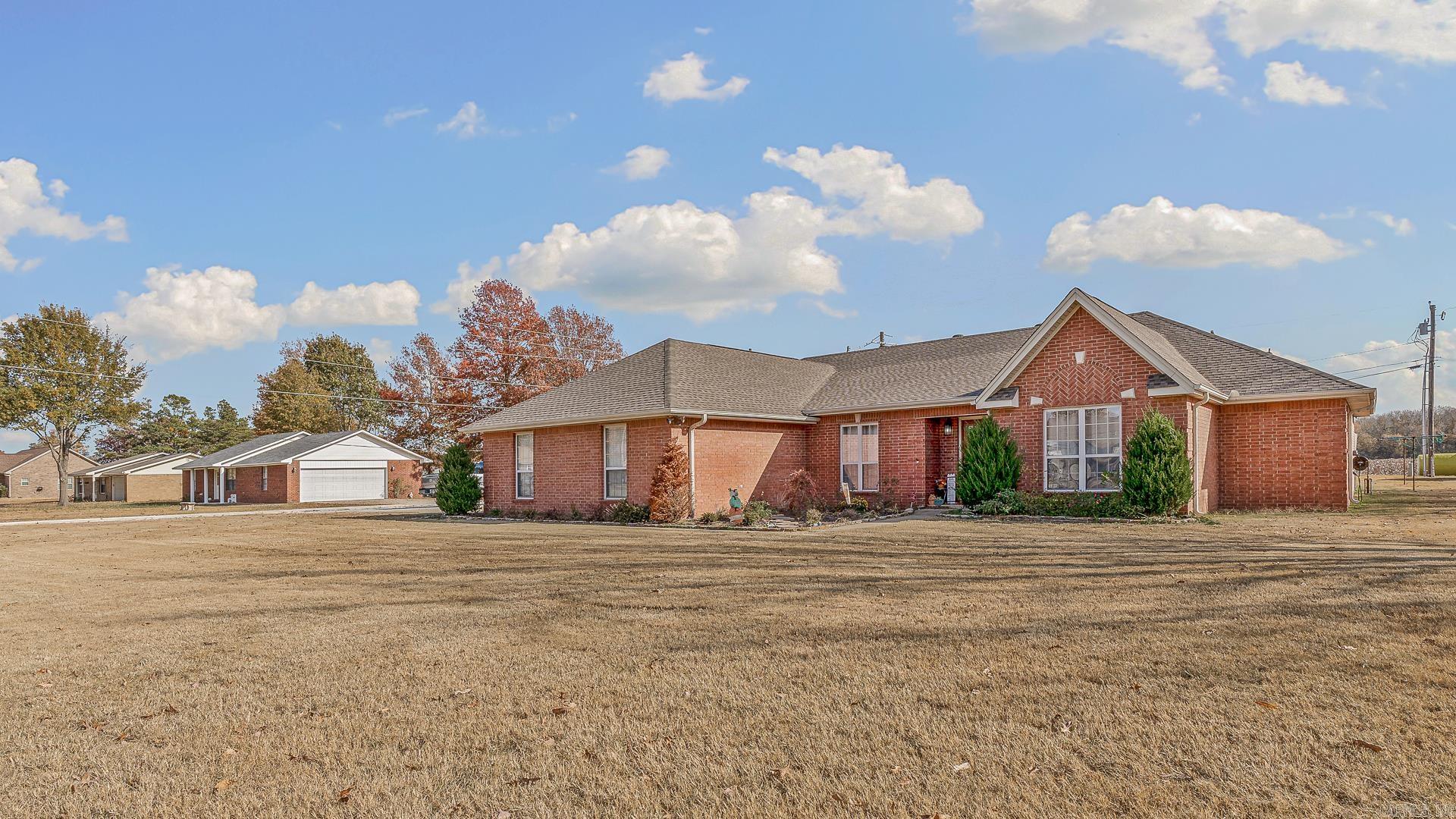 114 Cedar  Lake City, AR