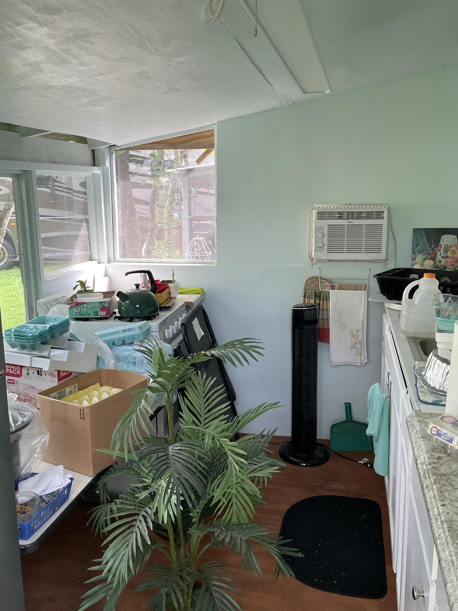 5918 HWY 8 EAST  Mena, AR