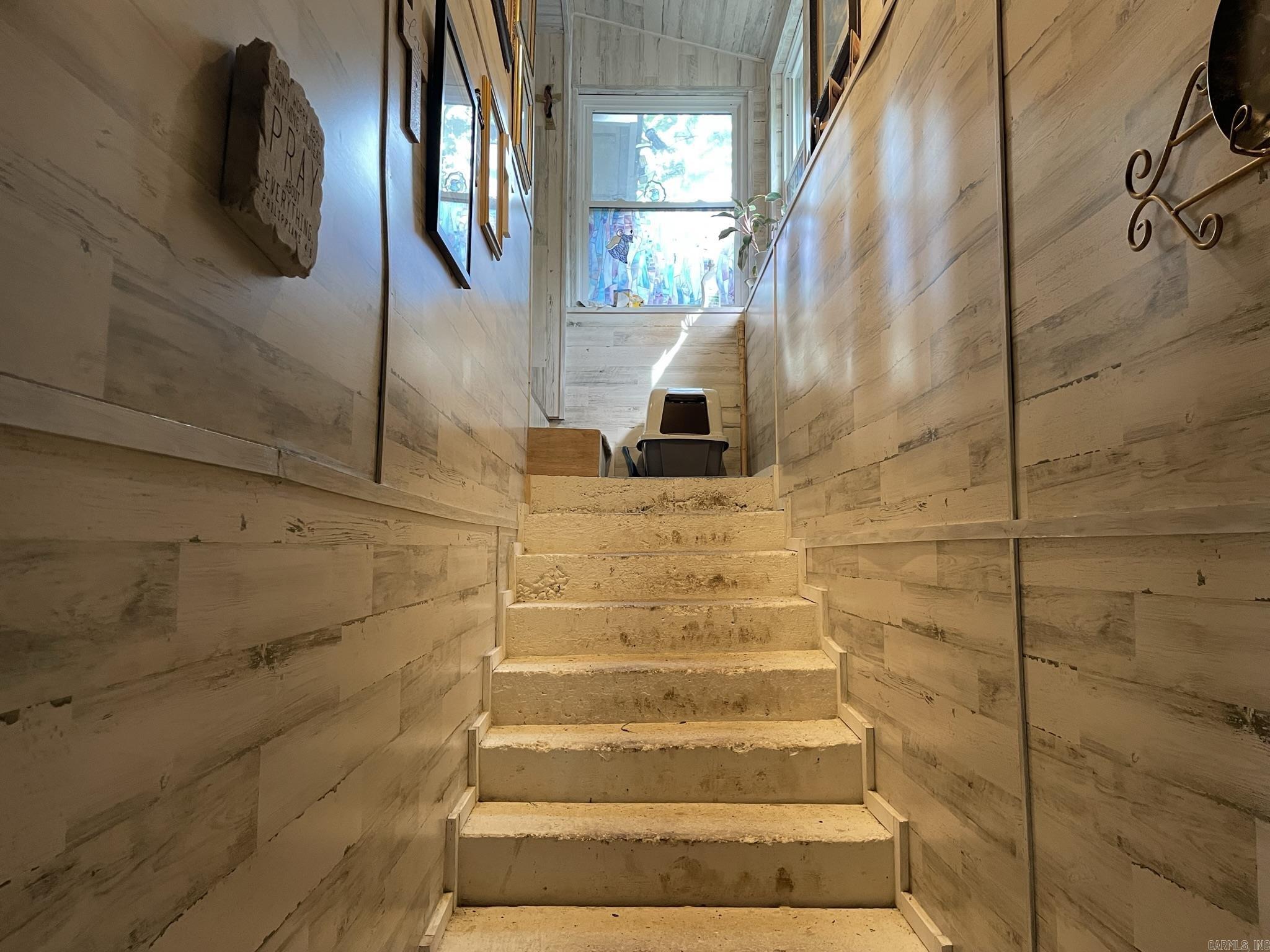 5918 HWY 8 EAST  Mena, AR