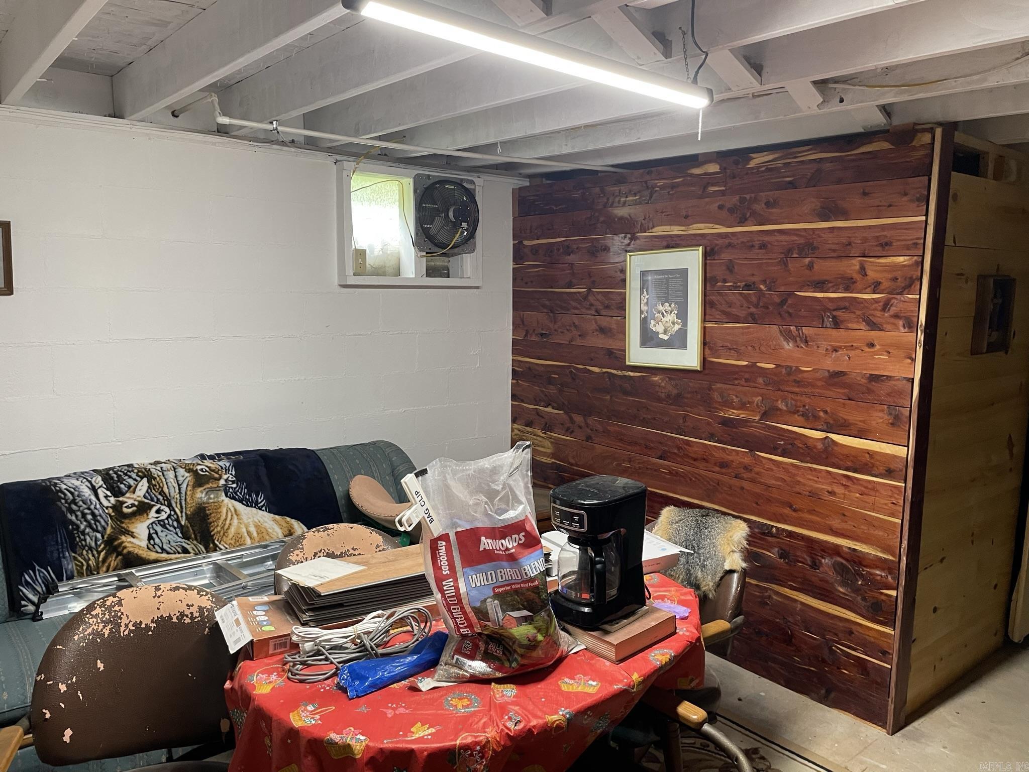 5918 HWY 8 EAST  Mena, AR