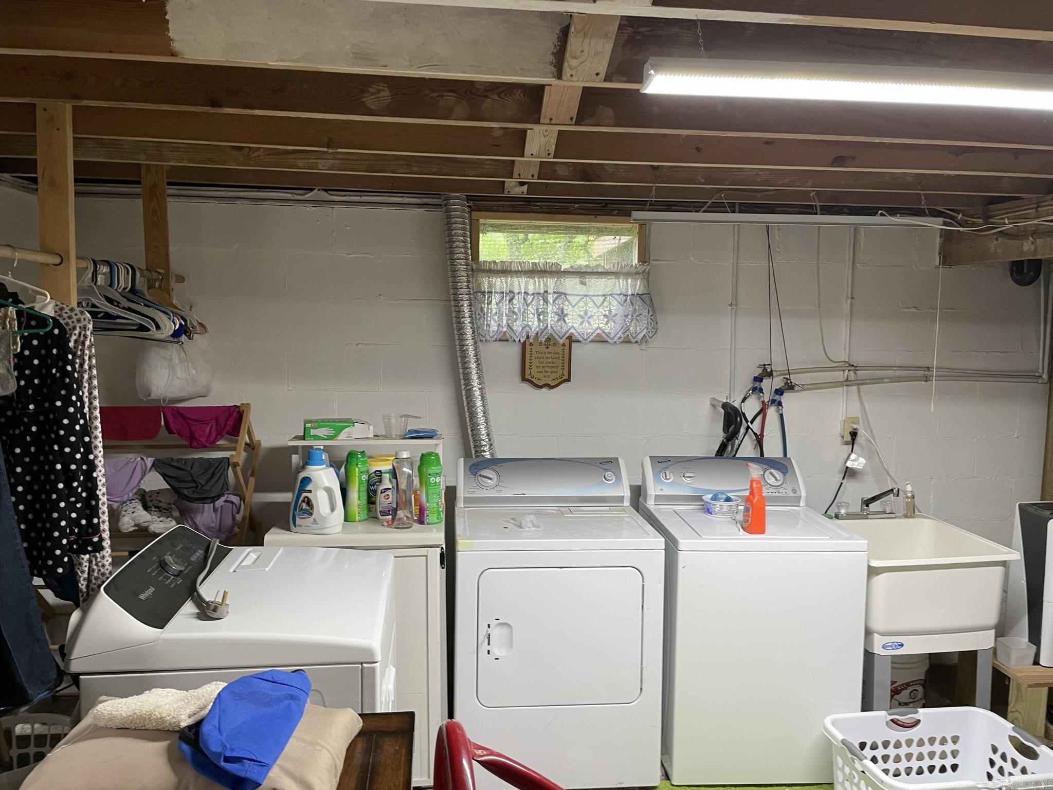 5918 HWY 8 EAST  Mena, AR