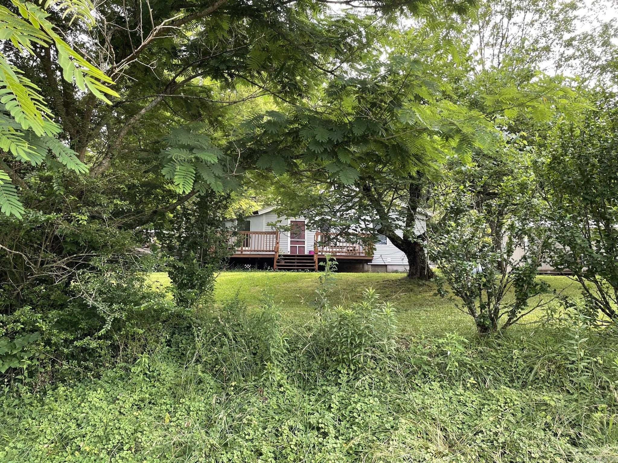 5918 HWY 8 EAST  Mena, AR