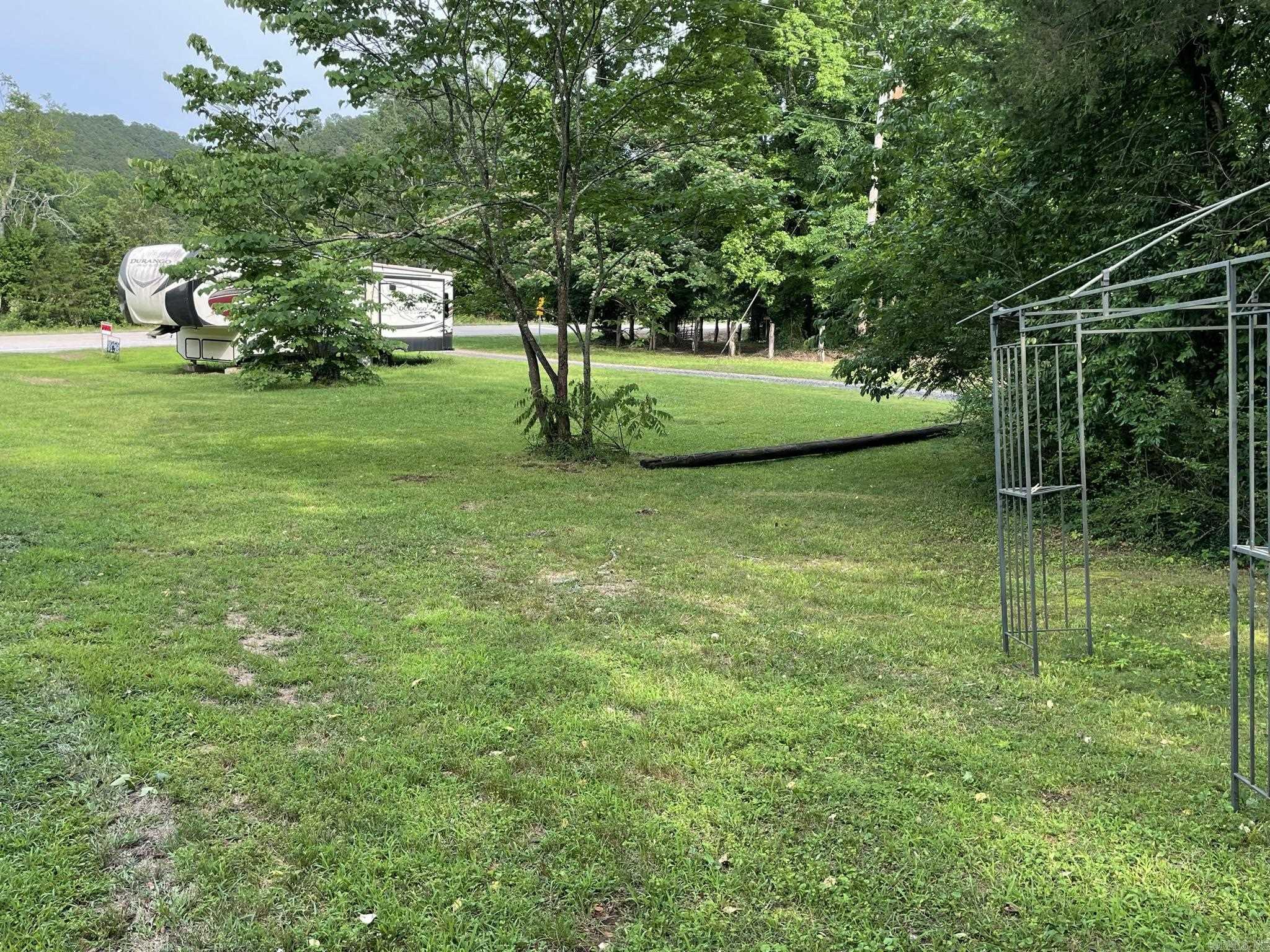 5918 HWY 8 EAST  Mena, AR