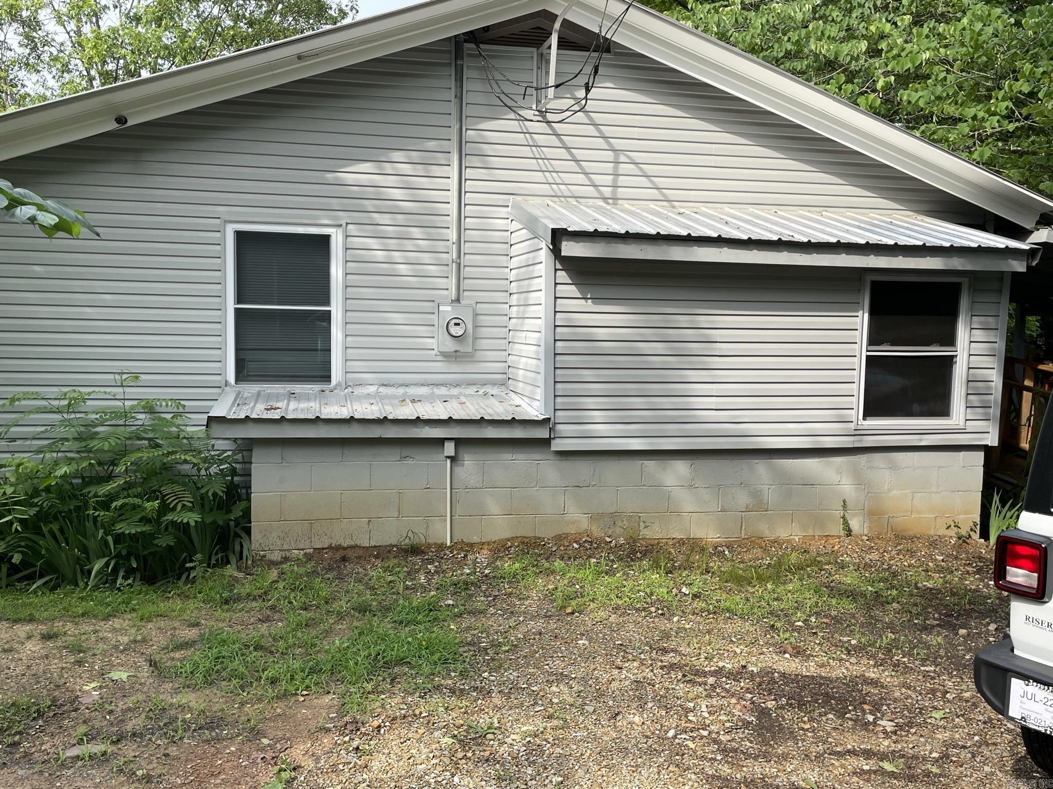 5918 HWY 8 EAST  Mena, AR