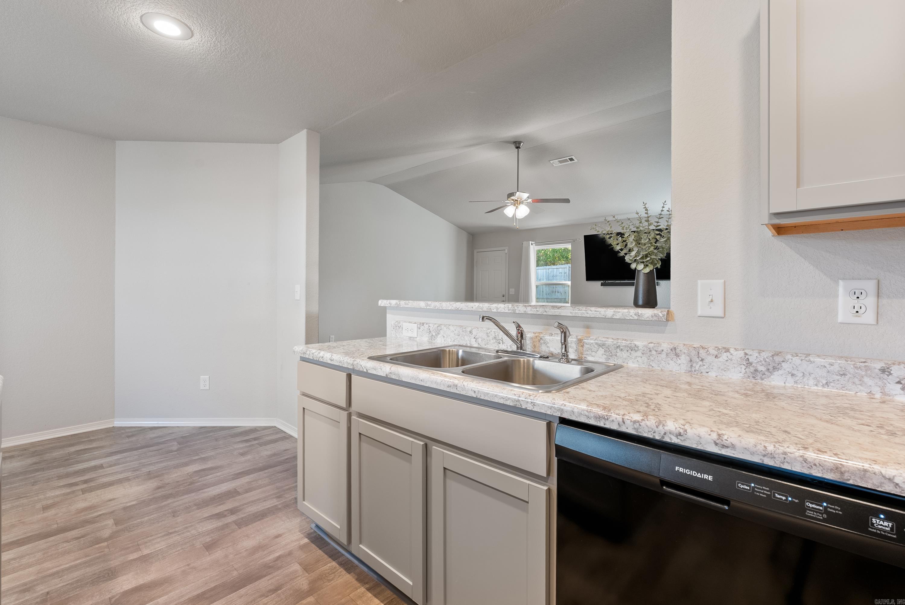 7009 Woodsgate  Alexander, AR