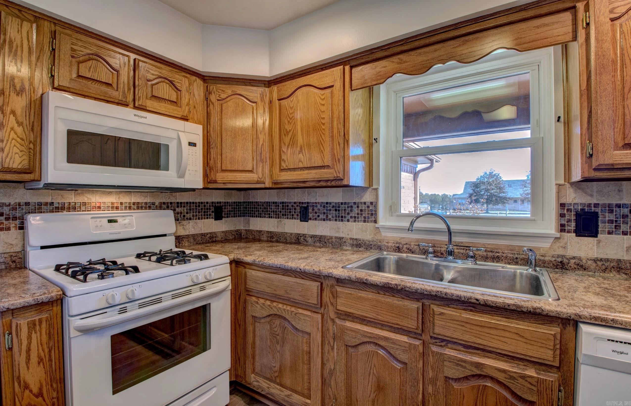 817 N Walkers Corner  Scott, AR