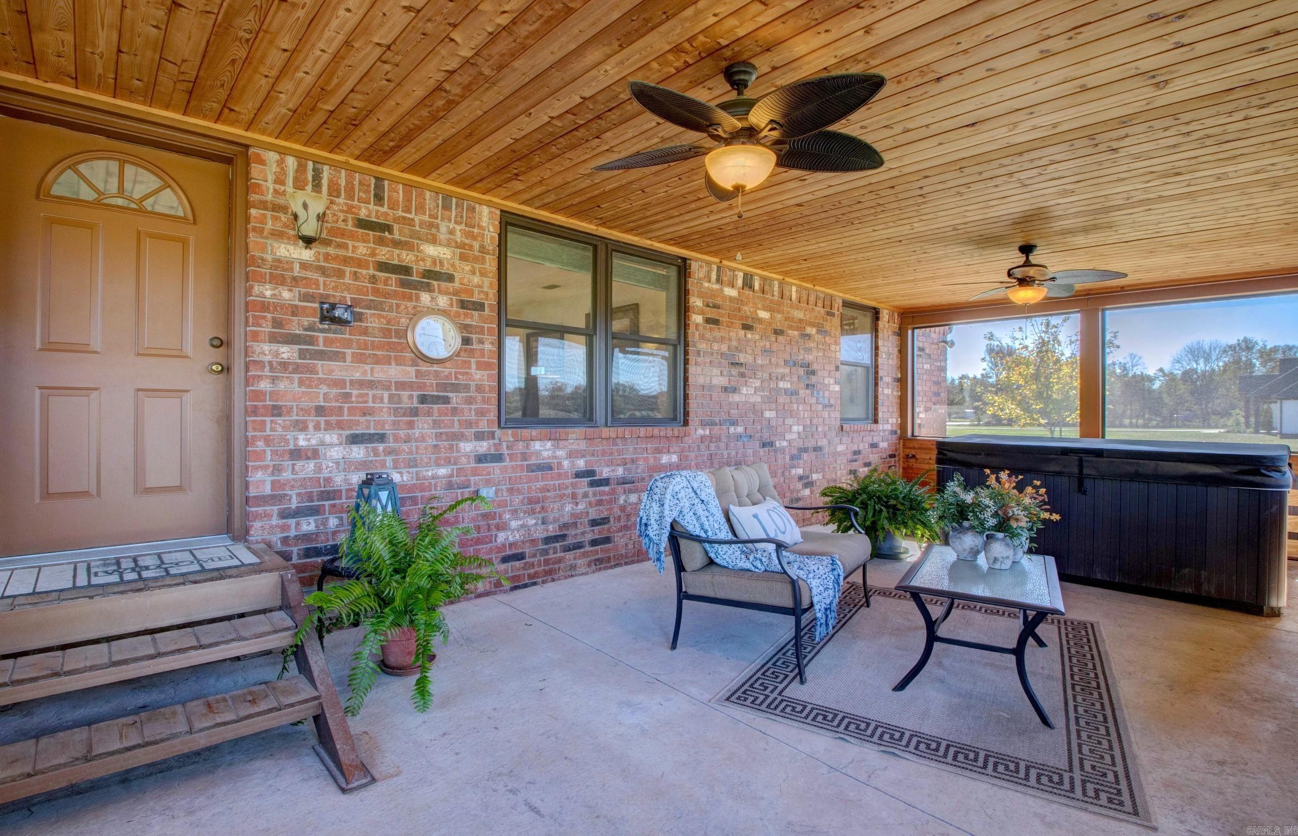 817 N Walkers Corner  Scott, AR