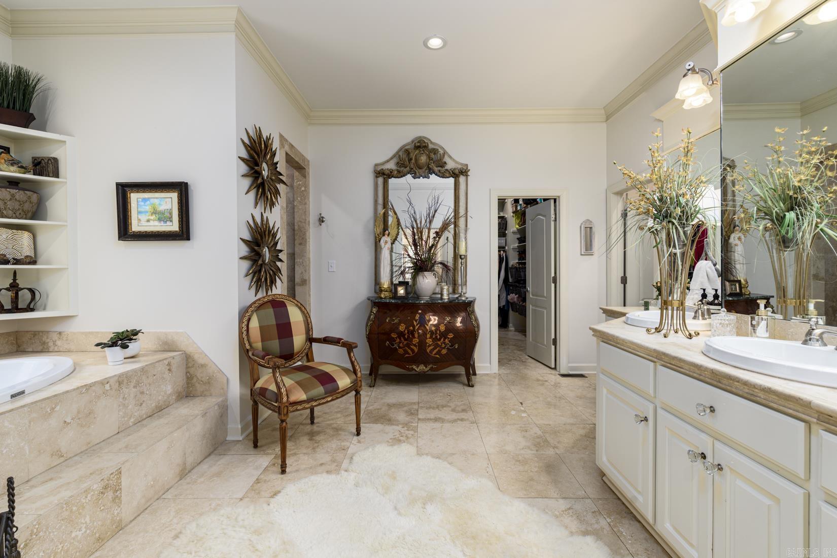 23 CANYON RIDGE COURT  Little Rock, AR