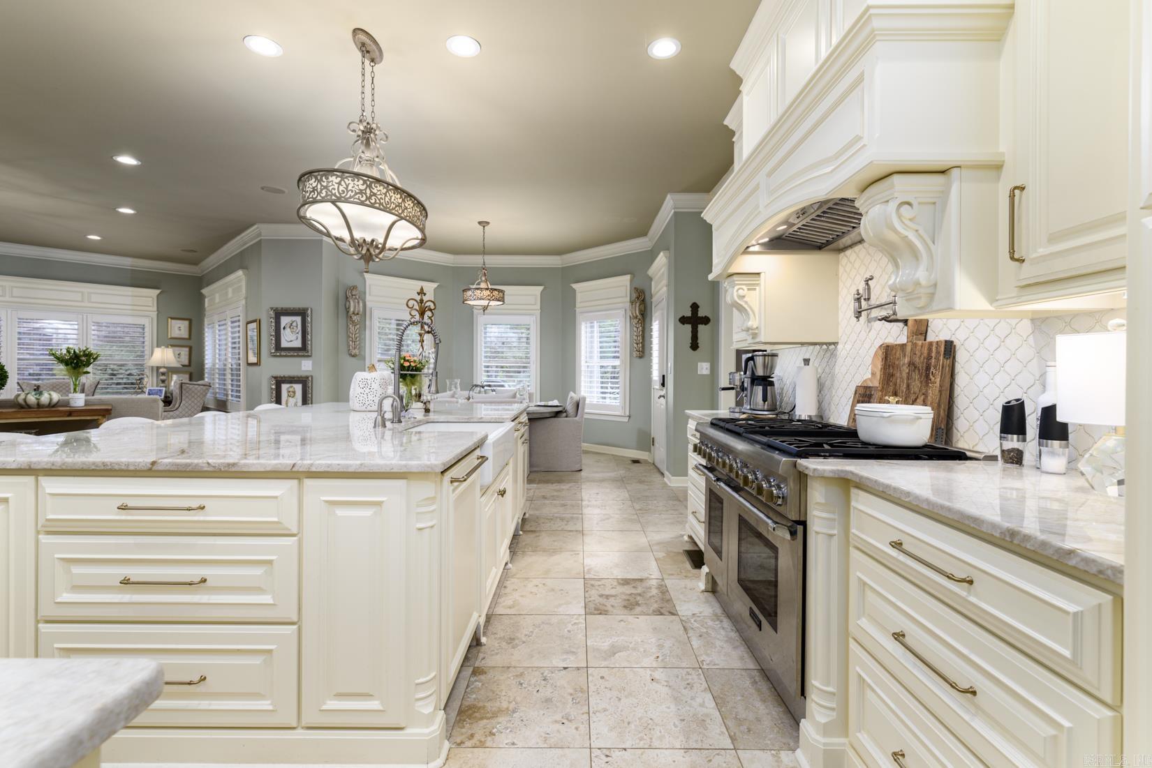 23 CANYON RIDGE COURT  Little Rock, AR