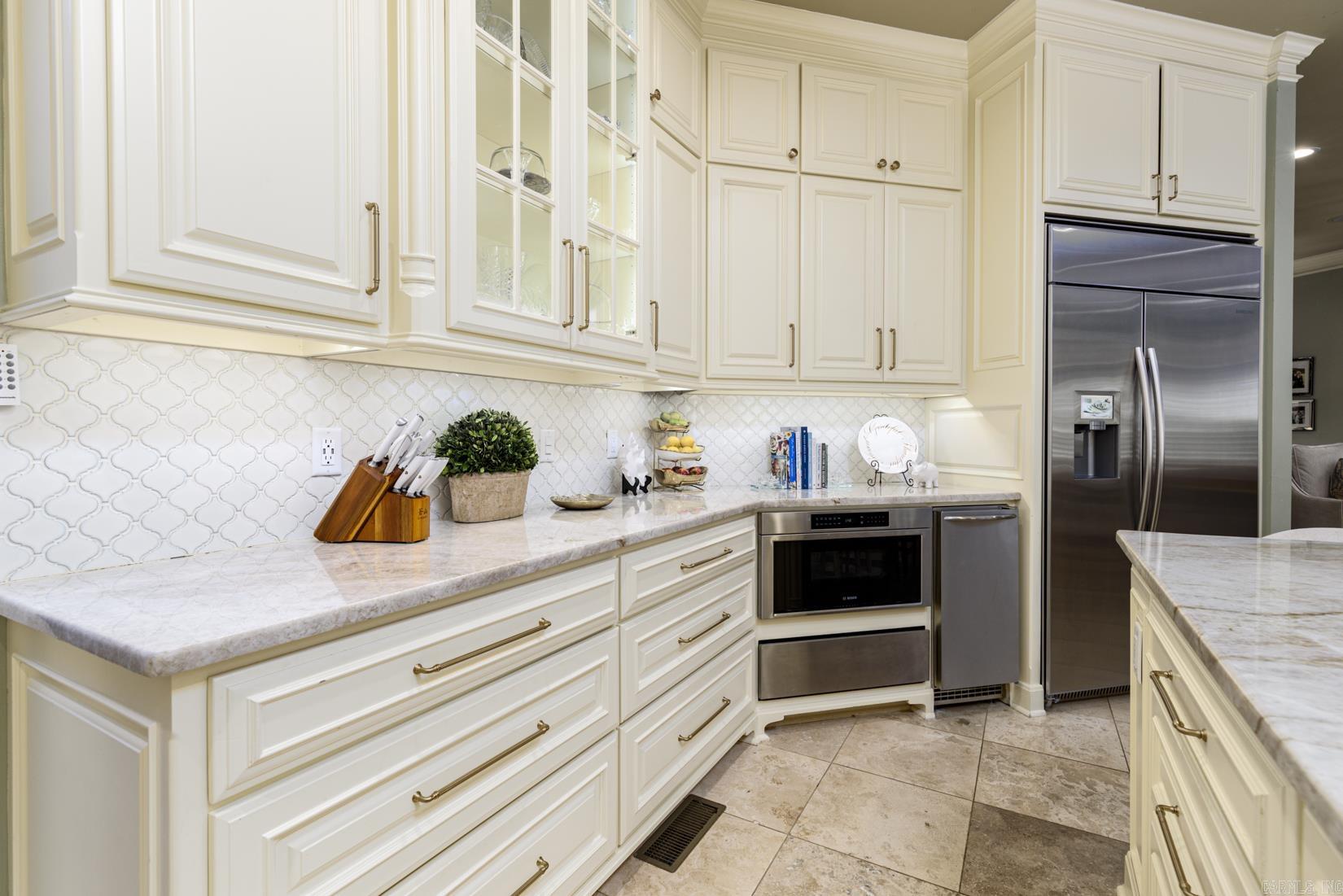 23 CANYON RIDGE COURT  Little Rock, AR