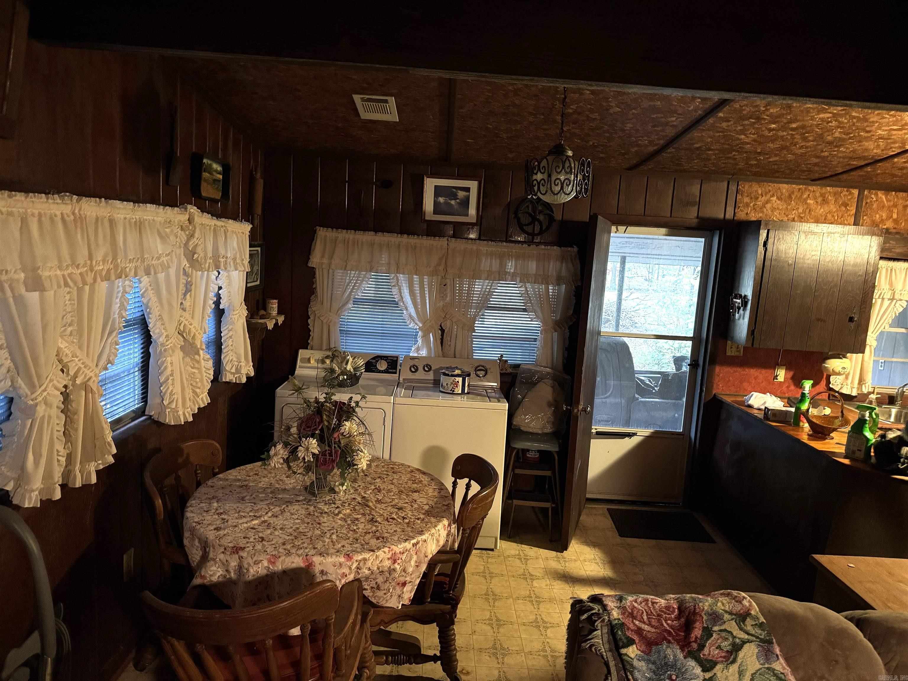 414 N Wilks  McRae, AR