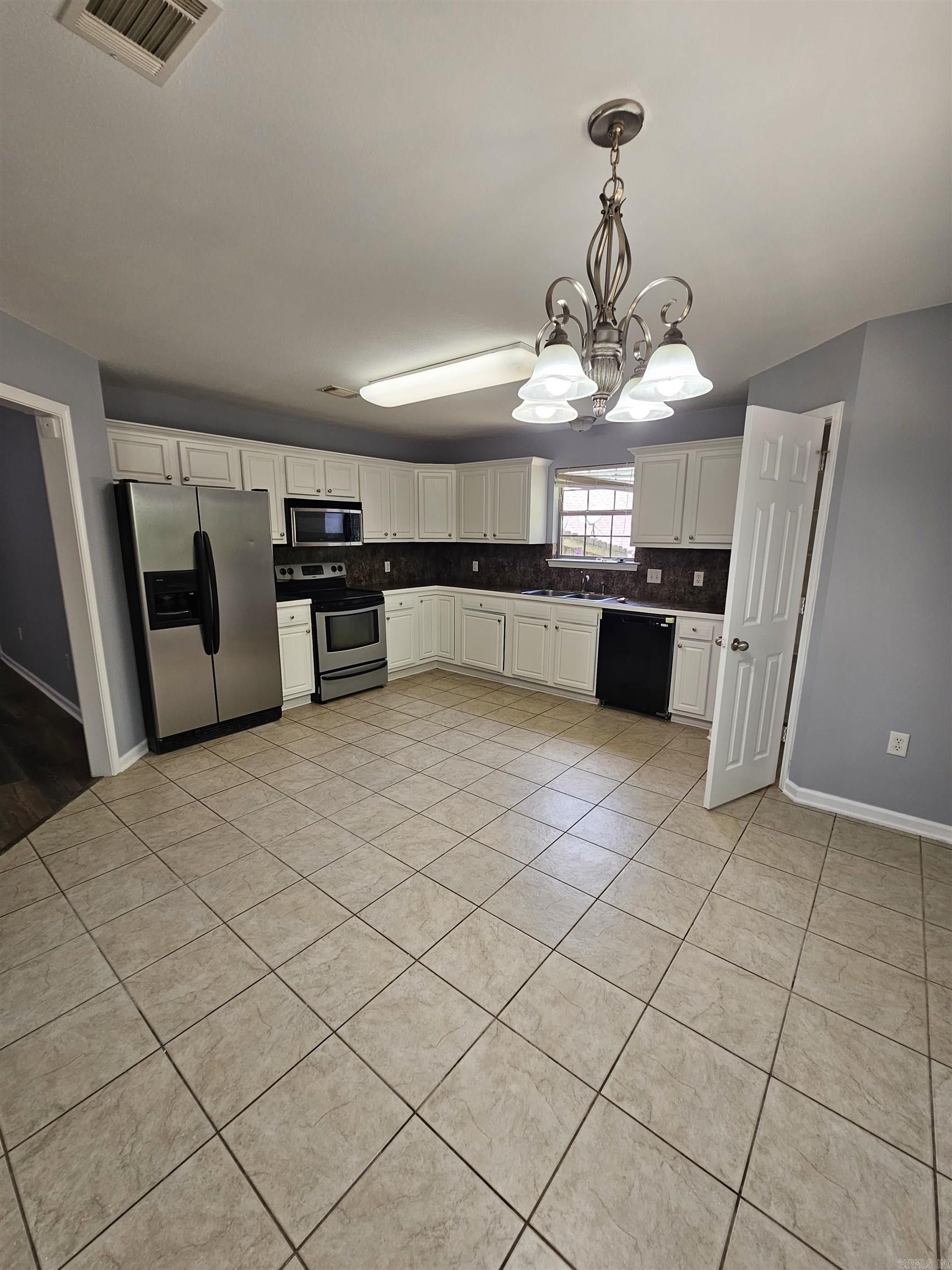 234 Autumnwood  Benton, AR