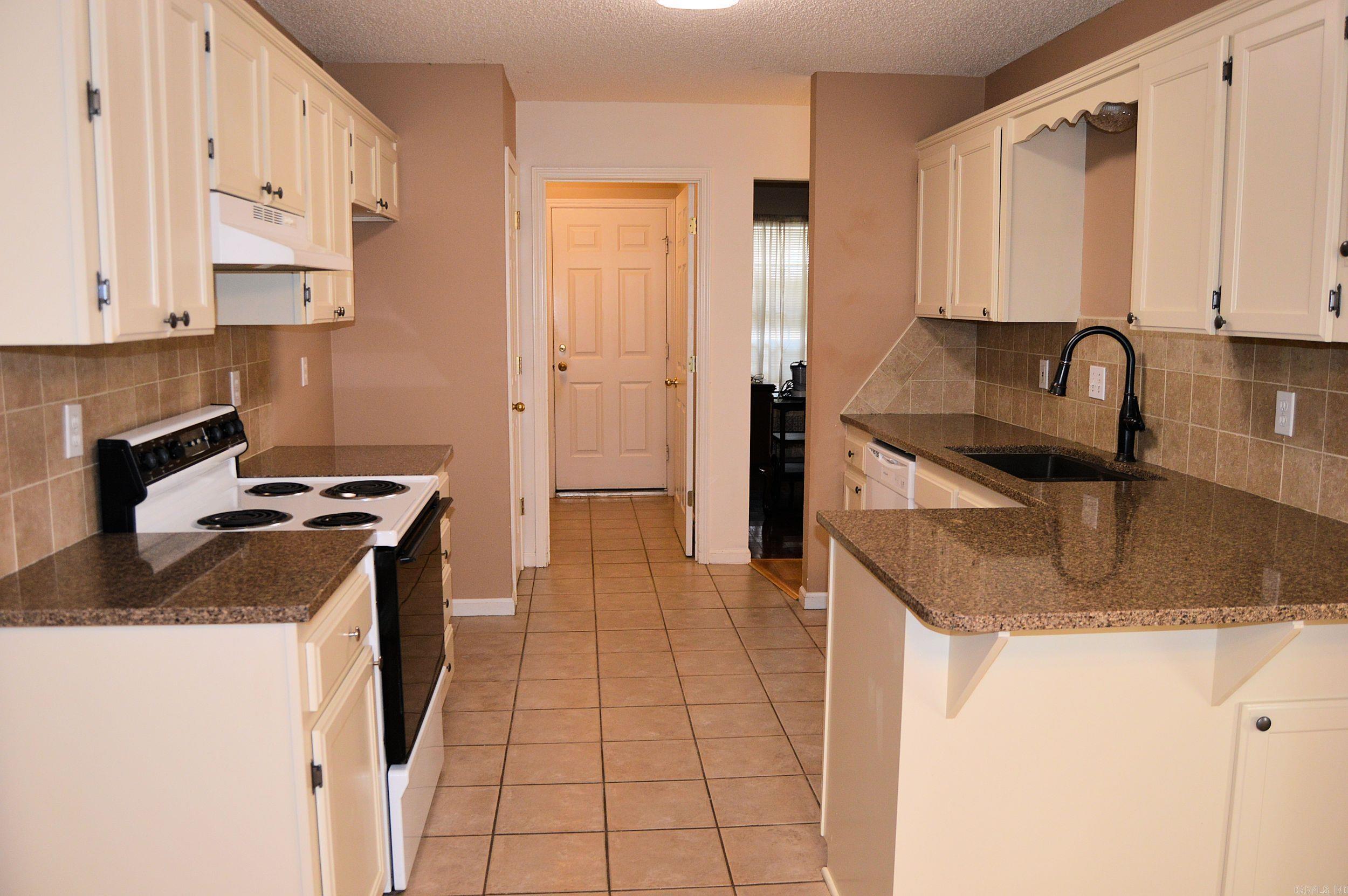 2501 Mount Vernon  Benton, AR