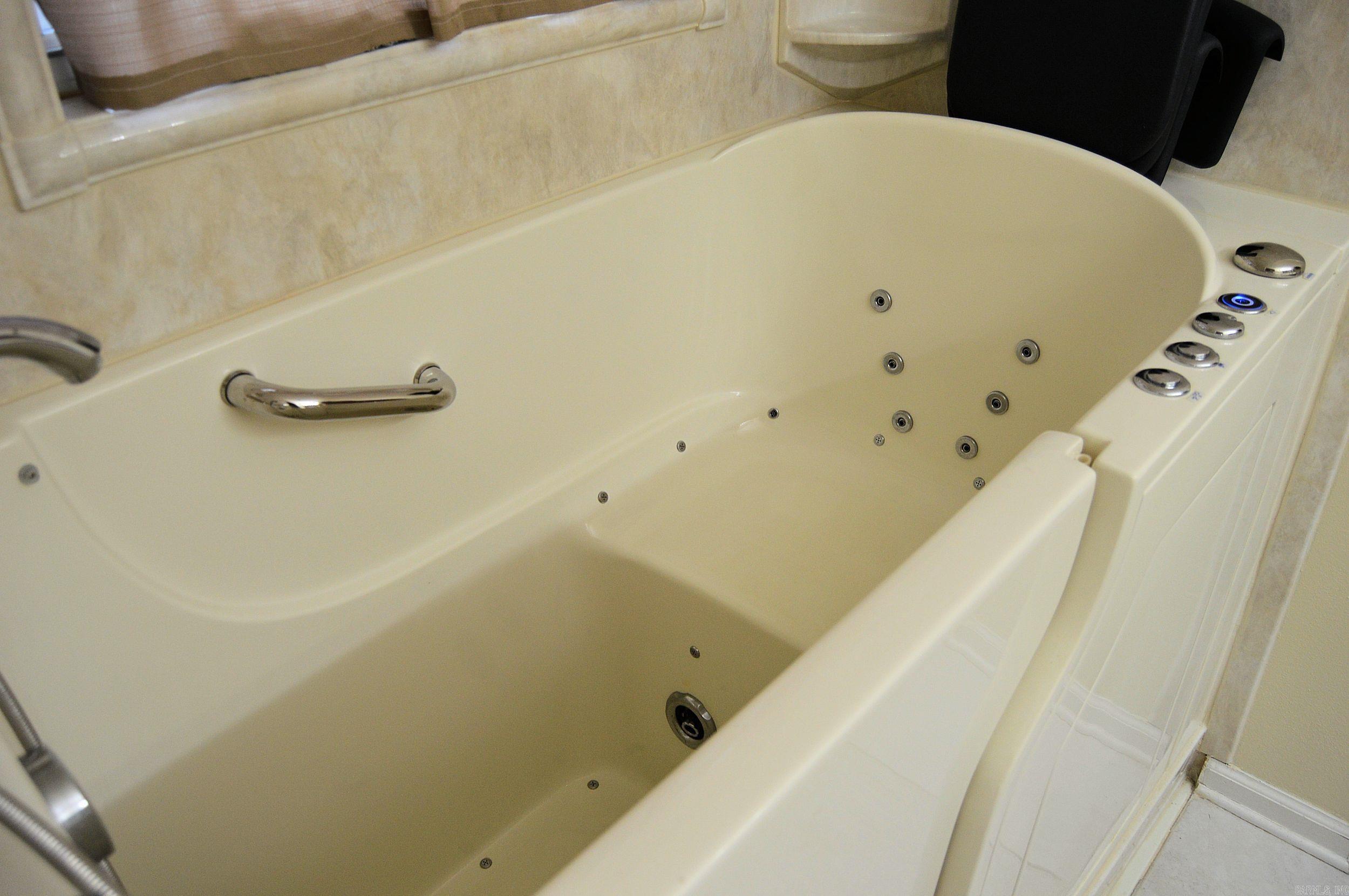 2501 Mount Vernon  Benton, AR